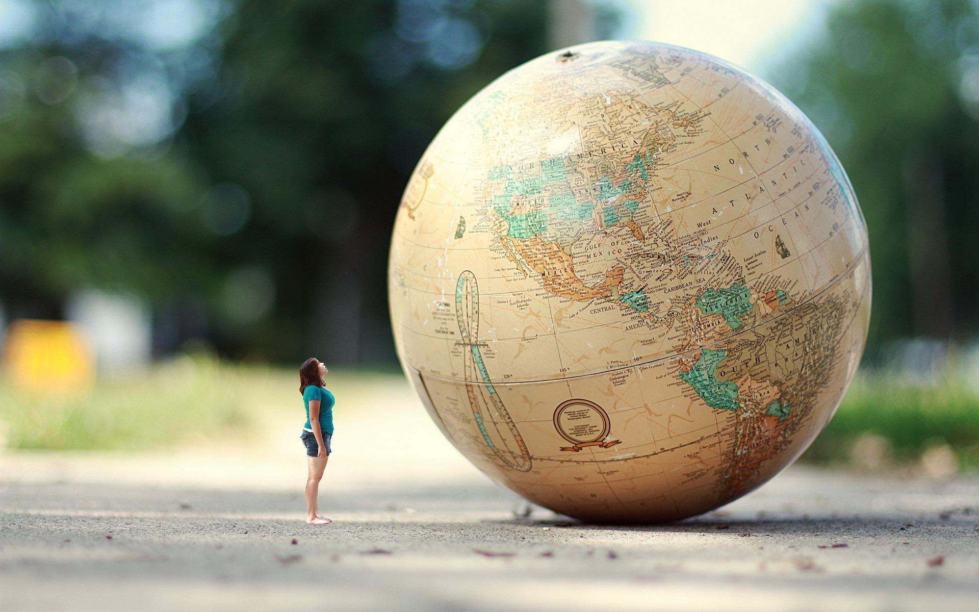 1920x1200 manip, Earth, Globe, Sphere, Map, Women, Humor, Mood, Travel, Situation Wallpaper HD / Desktop and Mobile Background