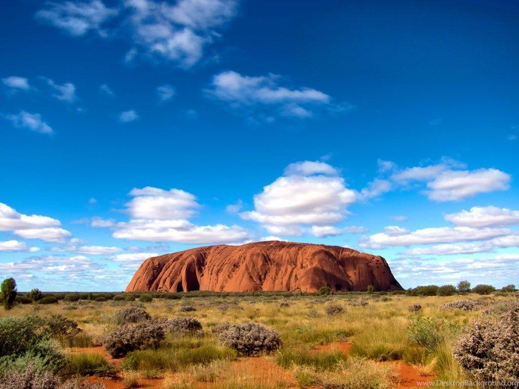 1024x768 Uluru Wallpaper