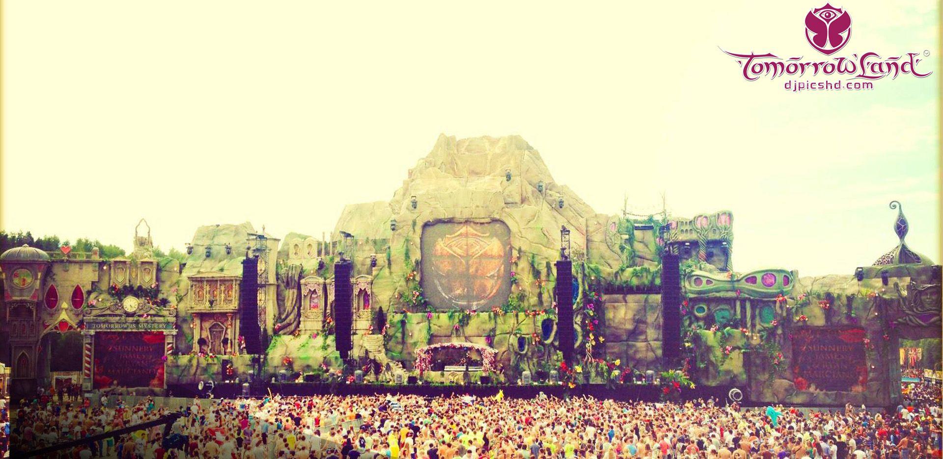 1920x936 Nervo At Tomorrowland Main Stage (Belgium) Jul 2013