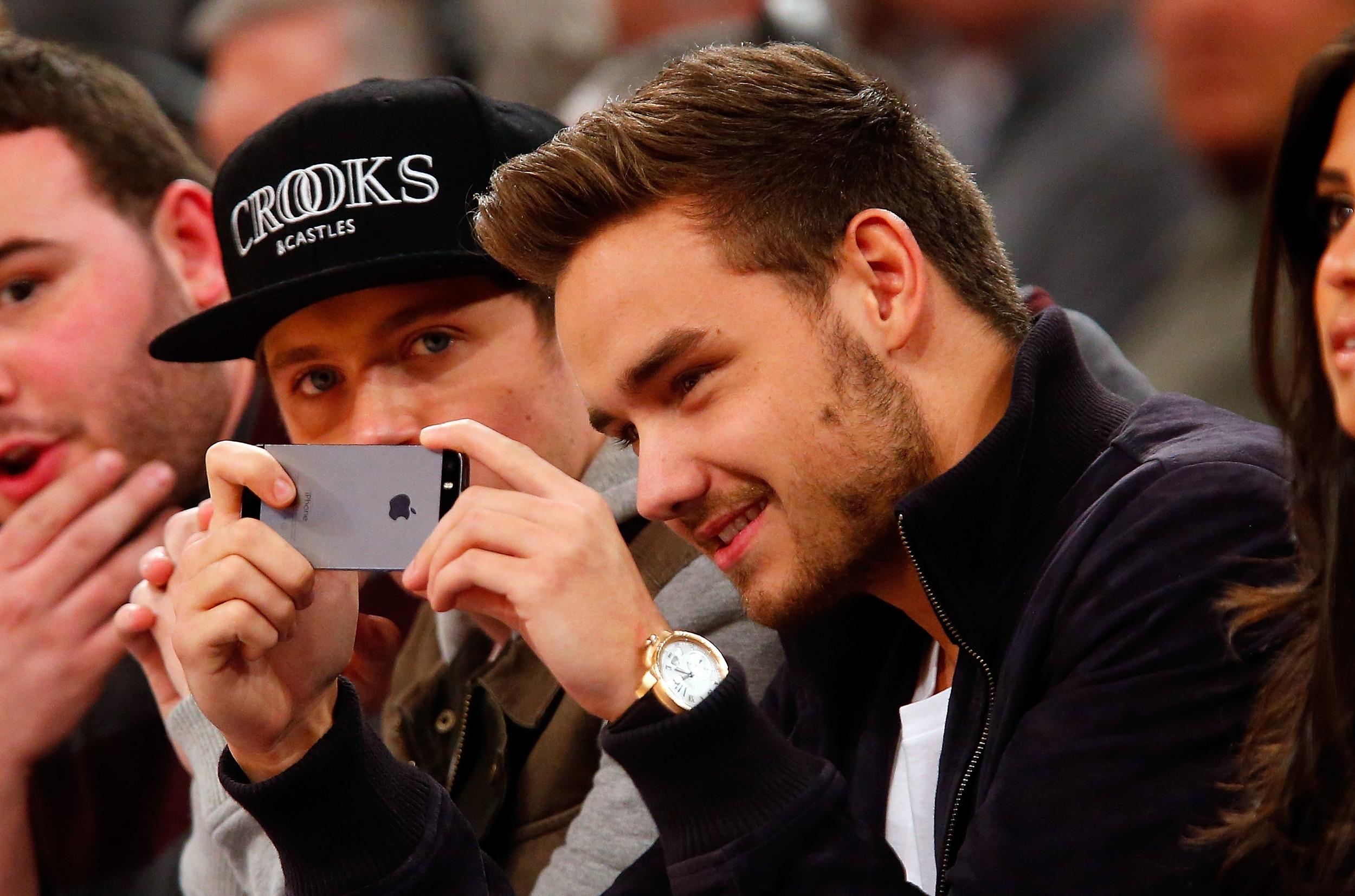 2500x1653 Liam Payne Wallpaper HD