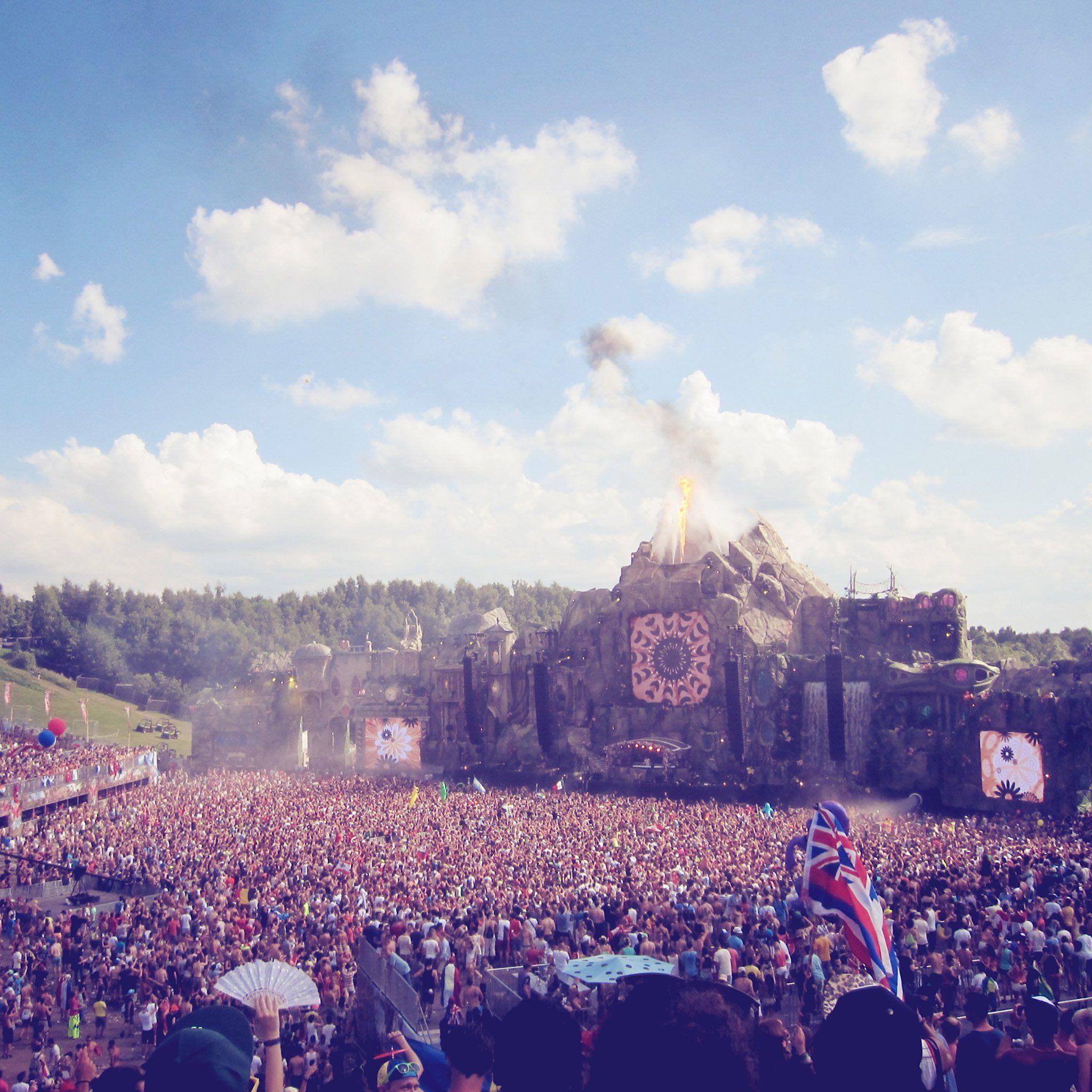 2048x2048 FREEIOS7. Festival Big Day HD IPhone IPad Wallpaper