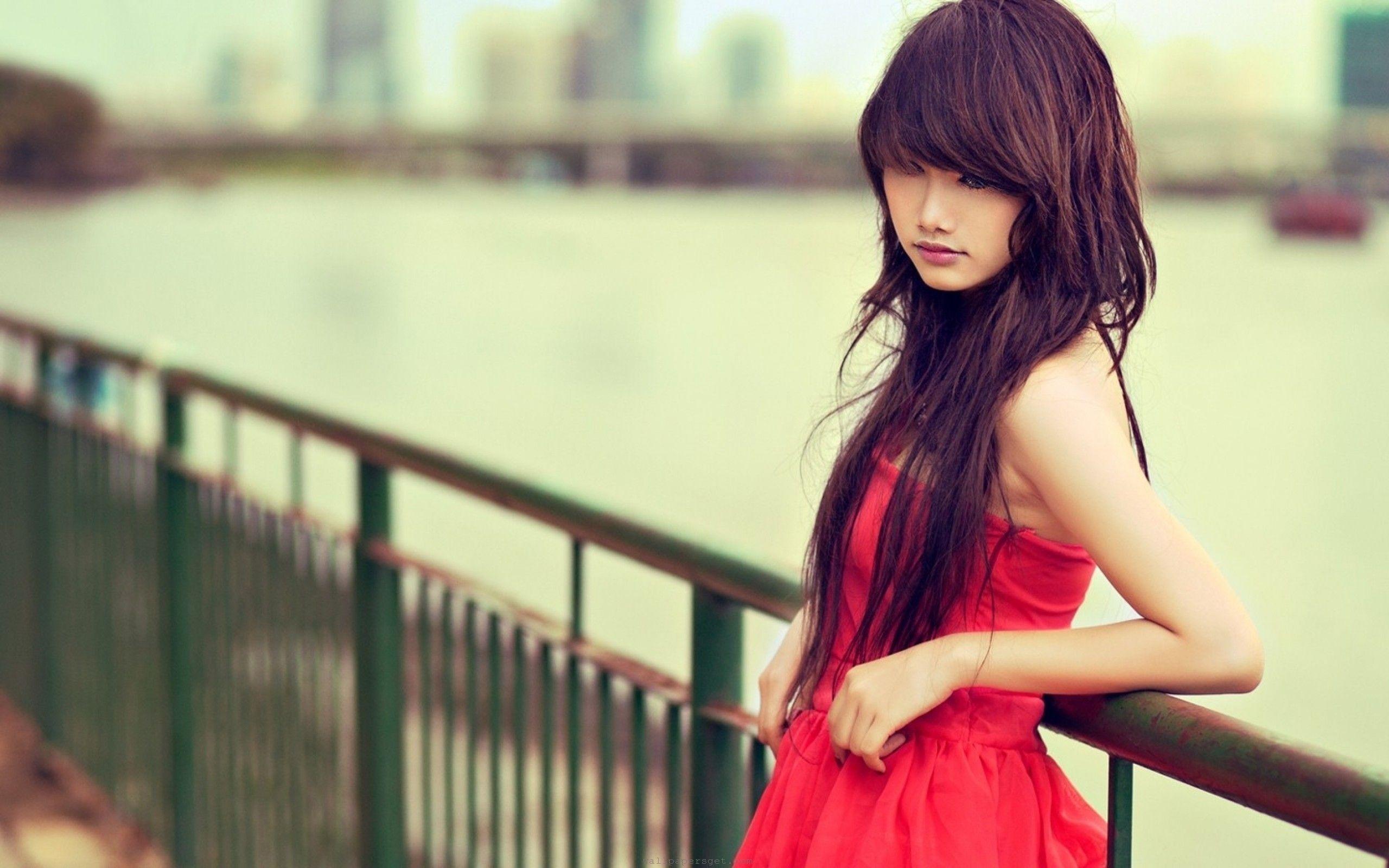 2560x1600 Beautiful Cute Girl Wallpaper