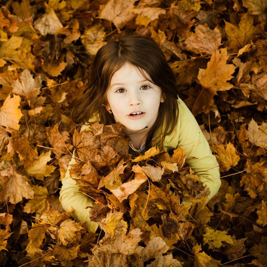 1024x1024 Cute Beautiful Girl In Autumn Leaves iPad Wallpaper Download