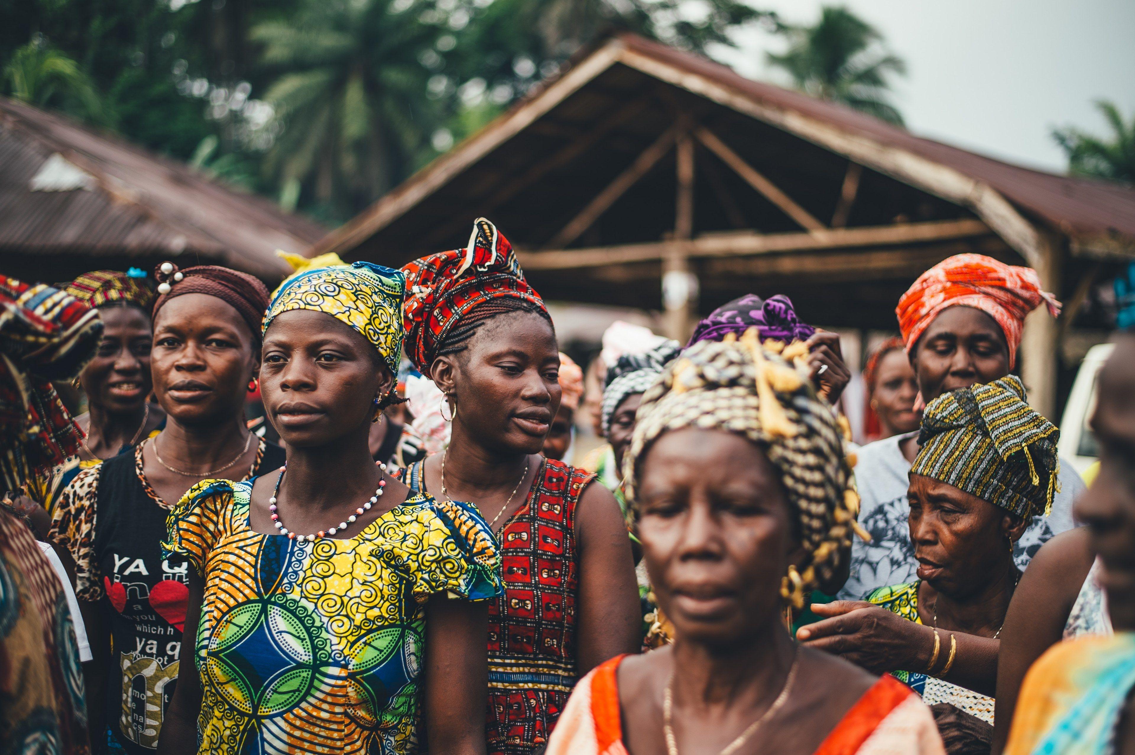 3840x2556 villagers in sierra leone 4k wallpaper and background