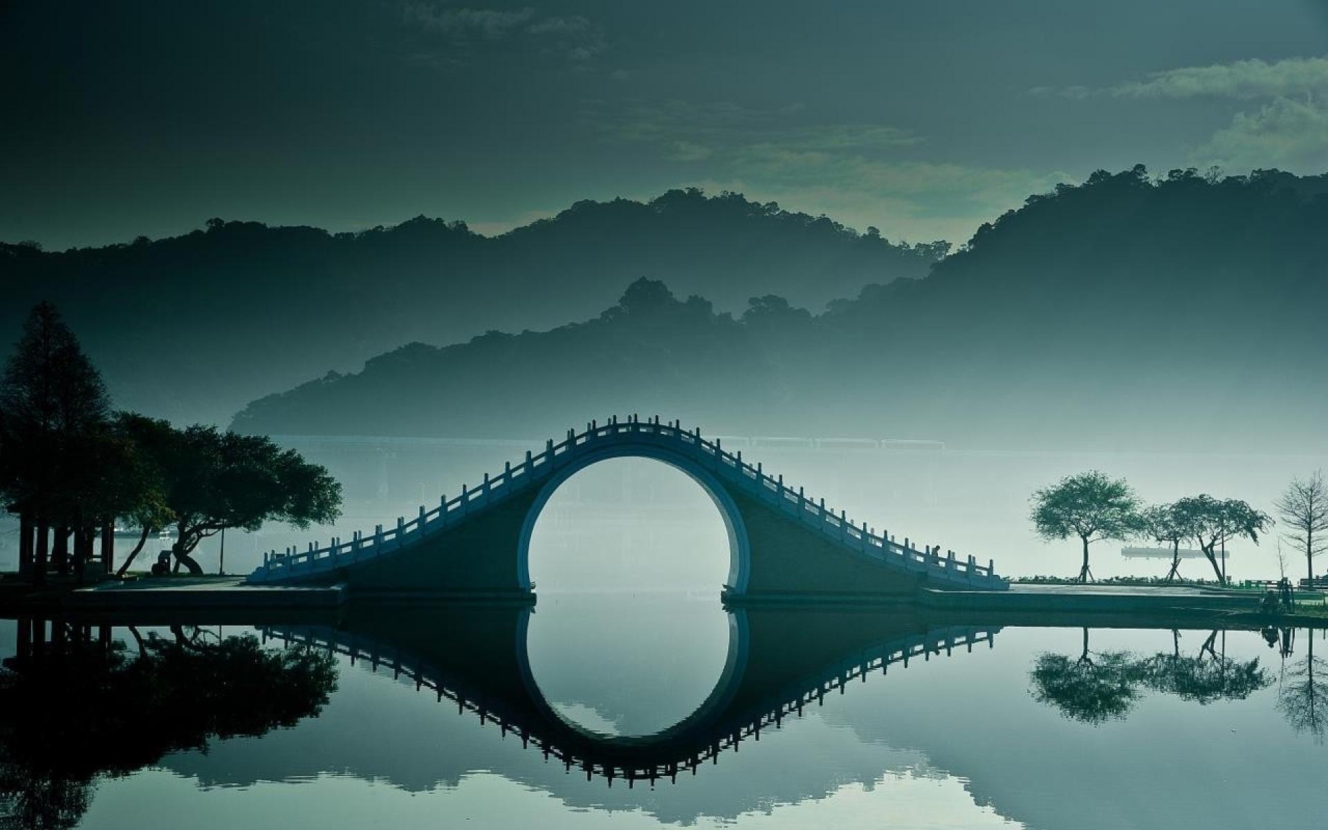 1920x1200 Fantastic Bridge wallpaperx1200