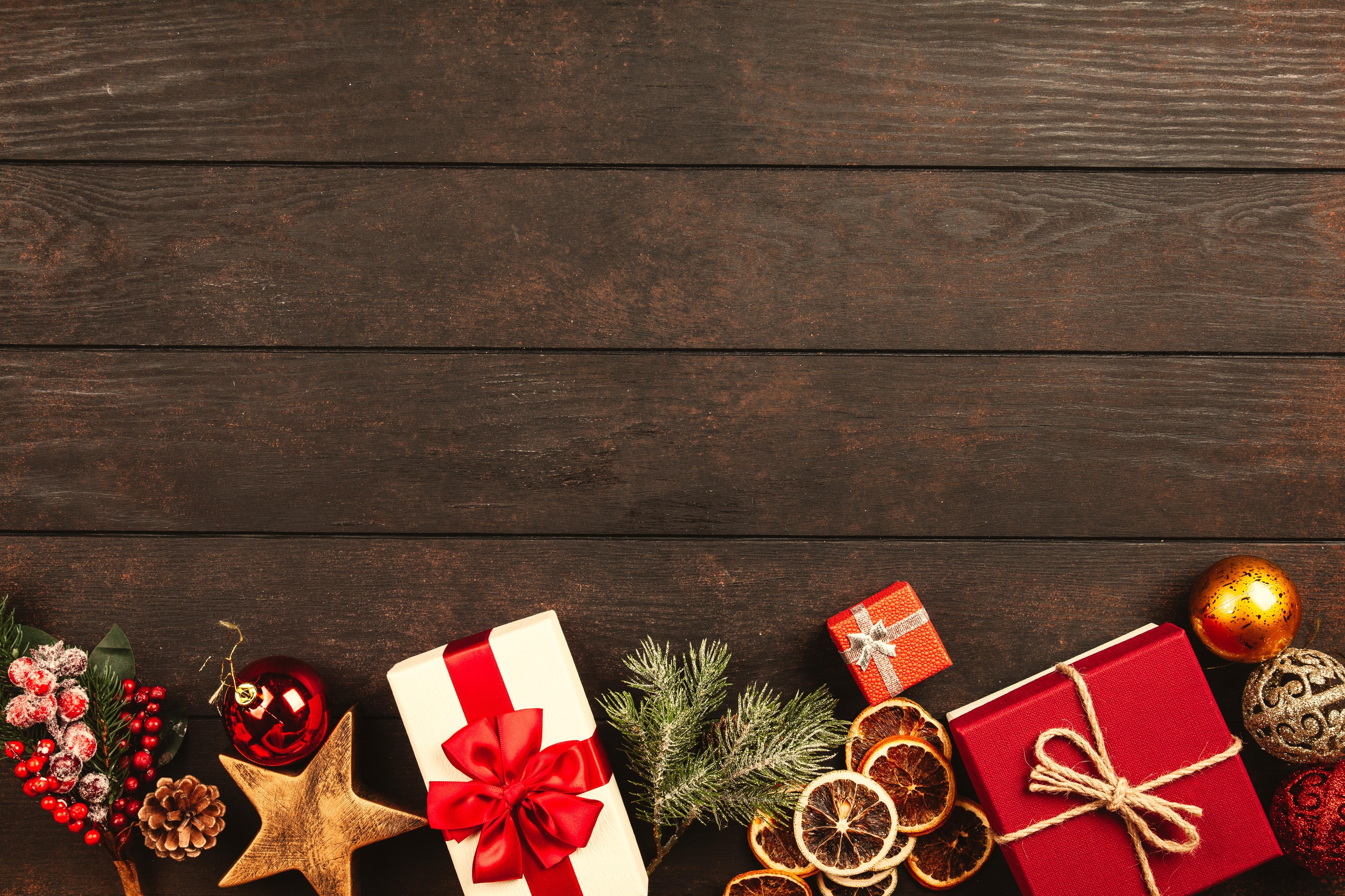 5616x3744 Gift, Christmas, Wood wallpaper