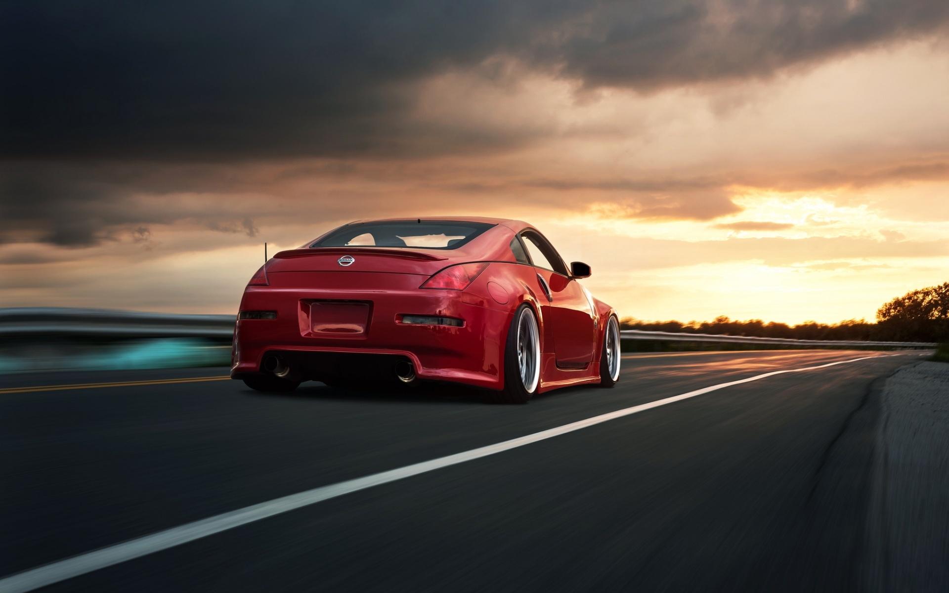 1920x1200 Racing Nissan 350Z HD wallpaper