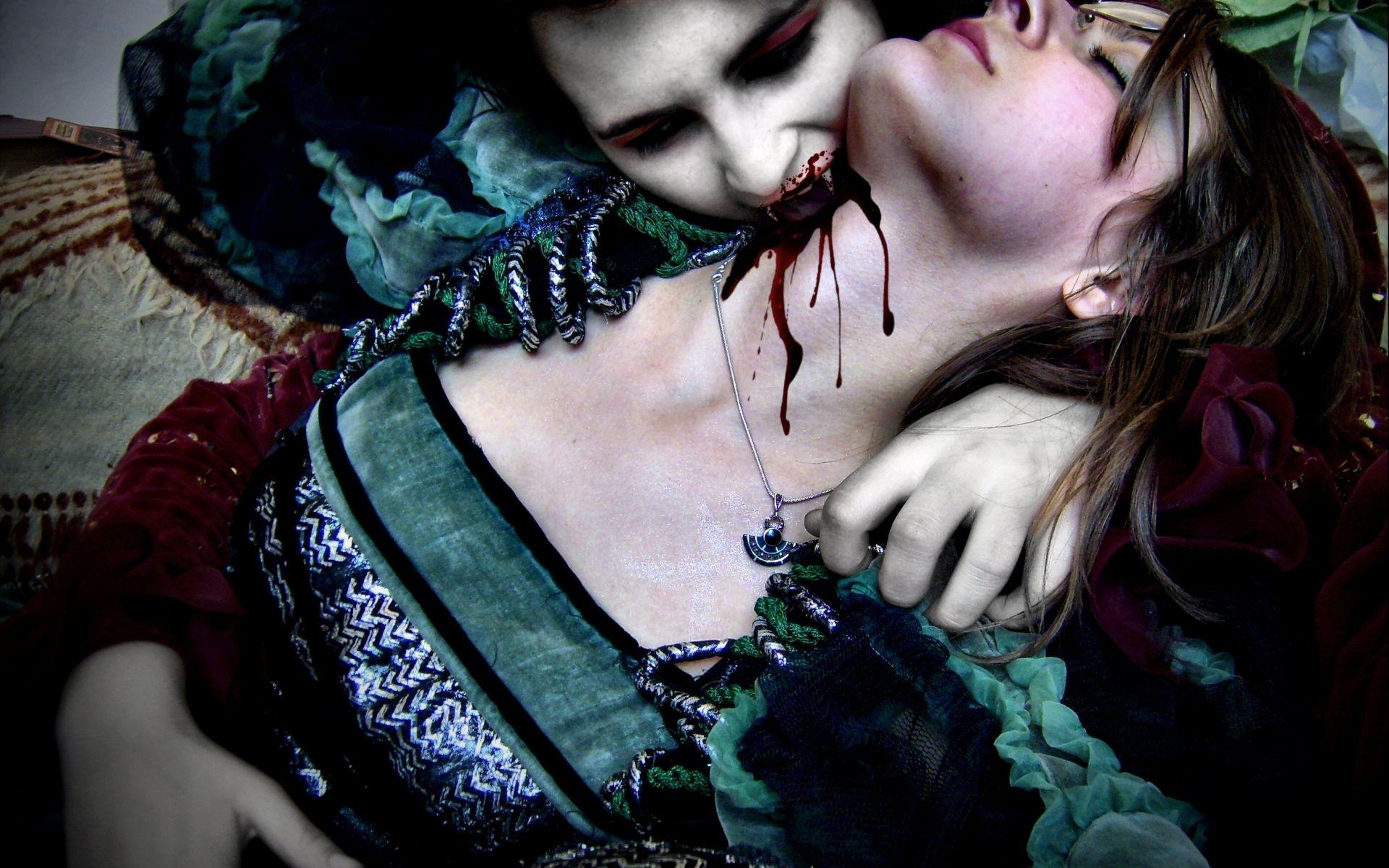 1920x1200 Vampire Noir. After Dark Seduction. Vampire bites girl, Cool vampire wallpaper, Horror fantasy