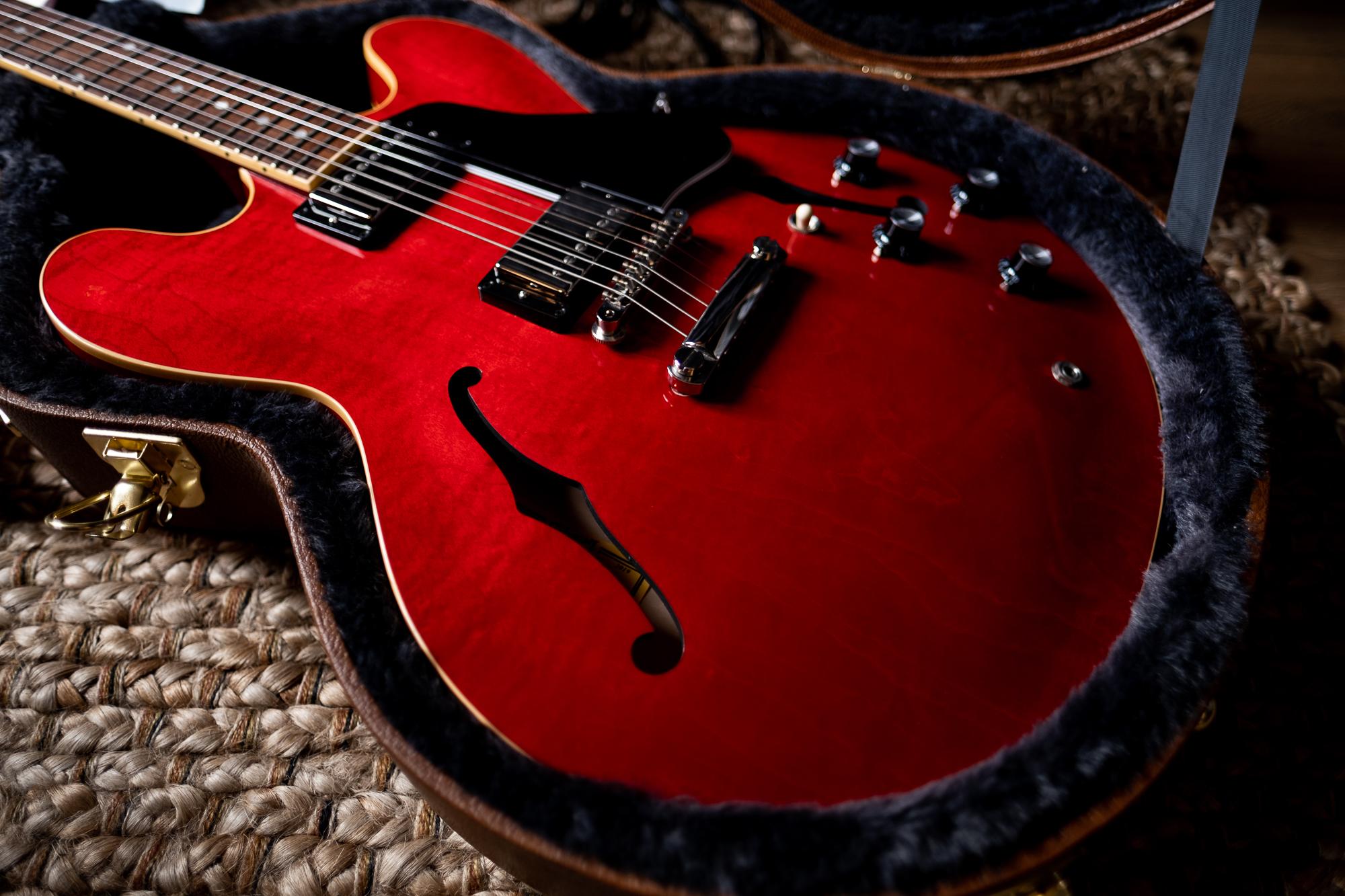 2000x1333 SOLD: Gibson Memphis ES 335 Dot 2019 antique faded cherry £2100
