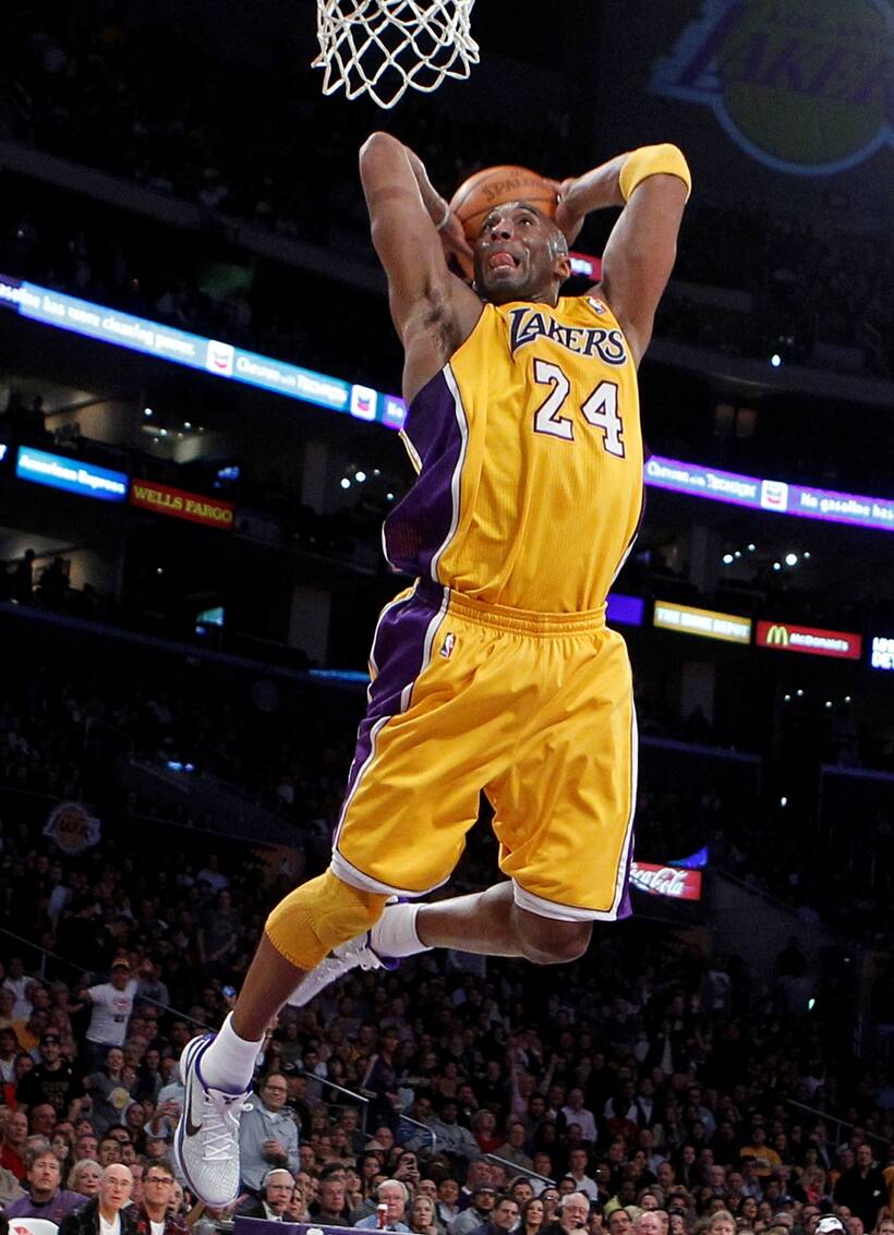 Kobe Bryant Fadeaway Wallpapers - Top Free Kobe Bryant Fadeaway ...