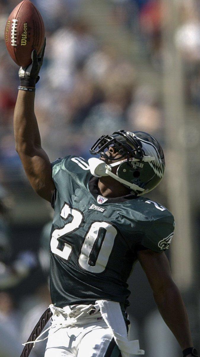 675x1200 Philadelphia Eagles - #WallpaperWednesday. #FlyEaglesFly