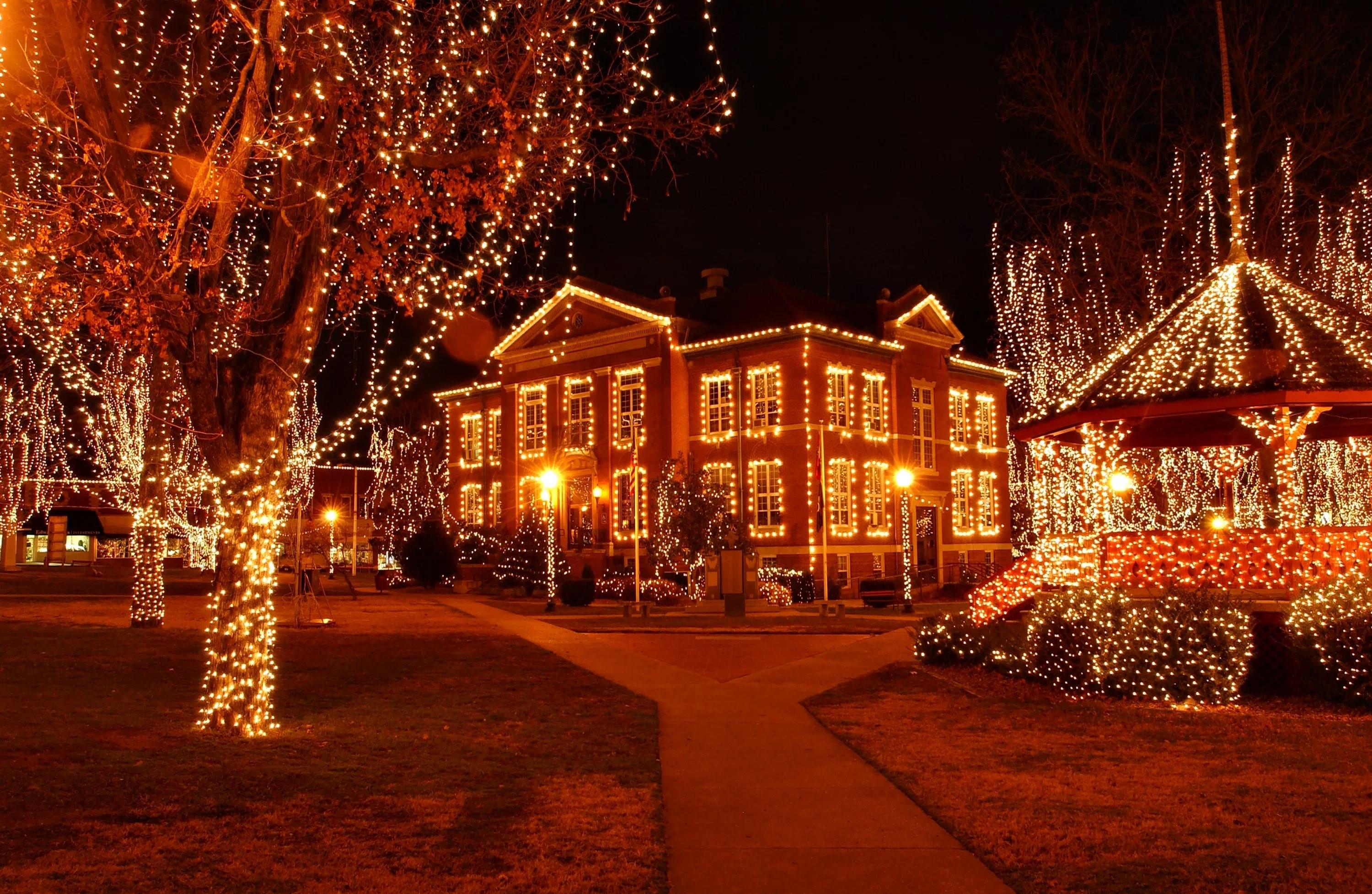 3000x1955 Aesthetic Background Christmas Lights Wallpaper Portal