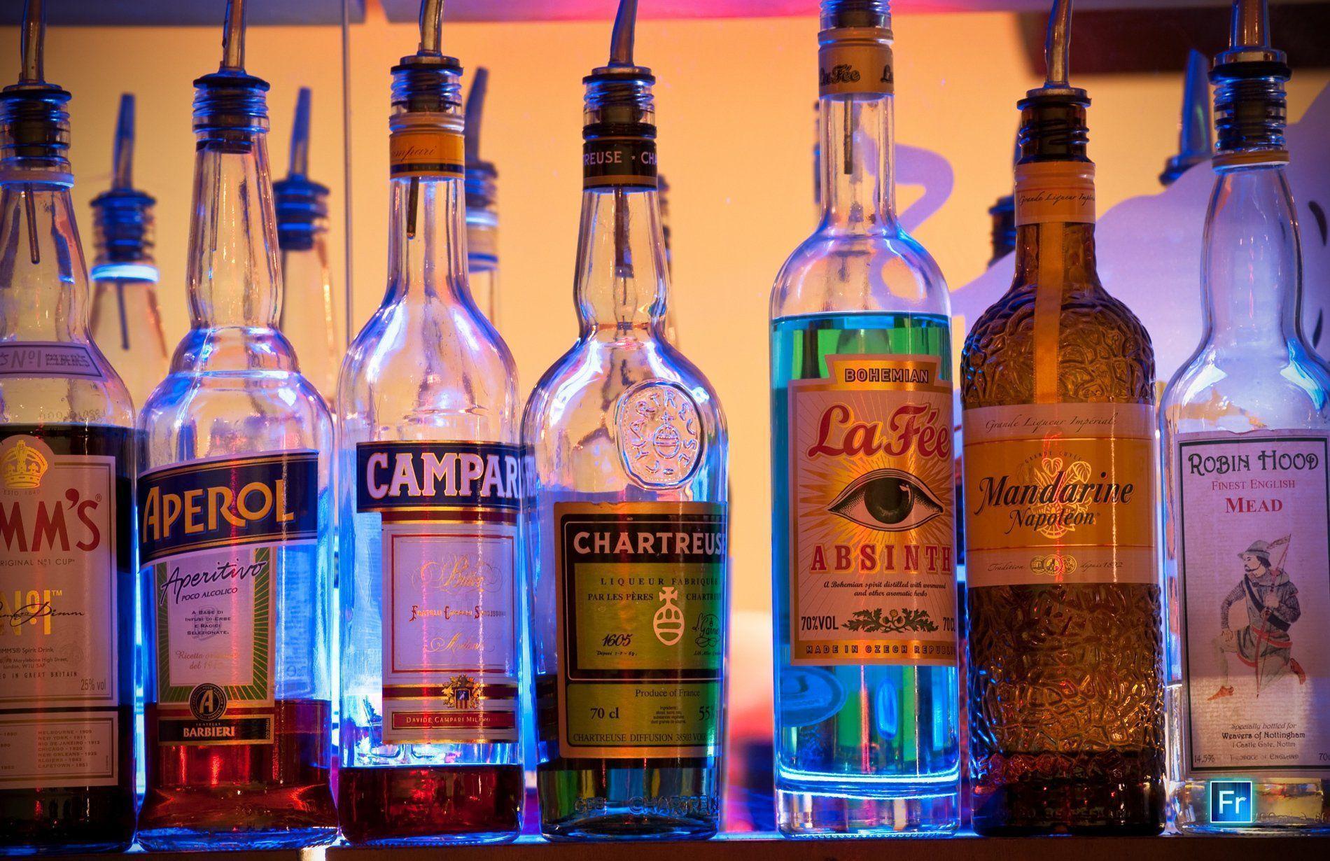 1900x1230 Liquor Wallpaper