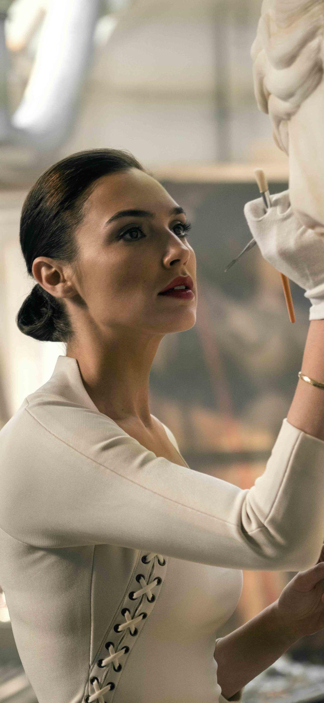 1125x2436 Gal Gadot As Wonder Woman In Justice League iPhone XS, iPhone iPhone X HD 4k Wallpaper, Image, Background,. Gal gadot image, Gal gadot, Gal gardot