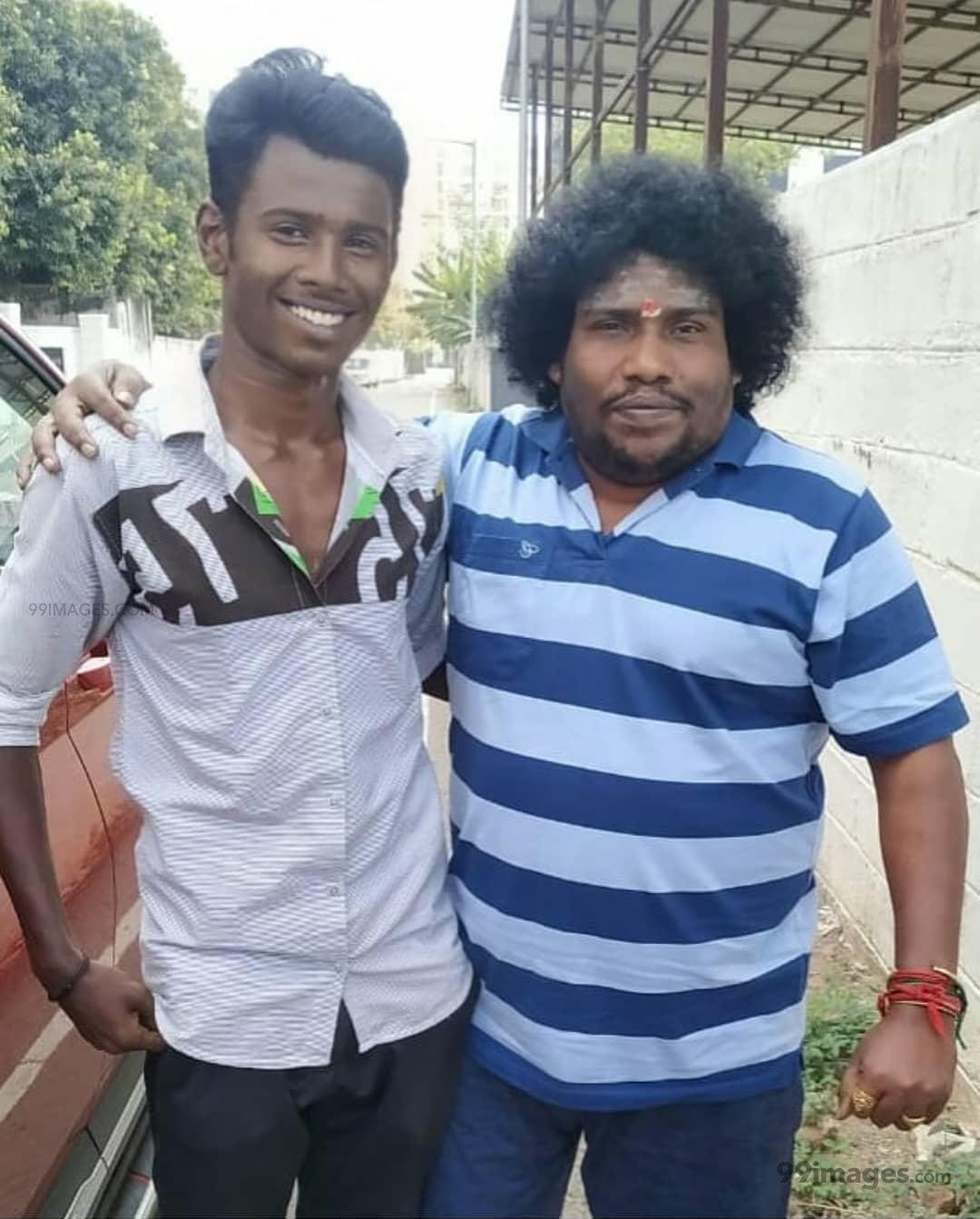 1080x1343 Yogi Babu HD Wallpaper (Desktop Background / Android / iPhone) (1080p, 4k) (1080x1343) (2021)