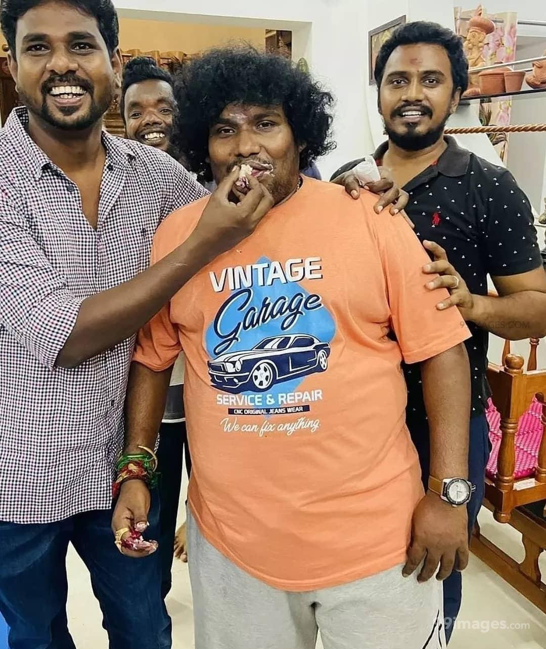 1080x1282 ✓[ Latest] Yogi Babu Image, HD Photo (1080p), Wallpaper (Android IPhone) (2021)