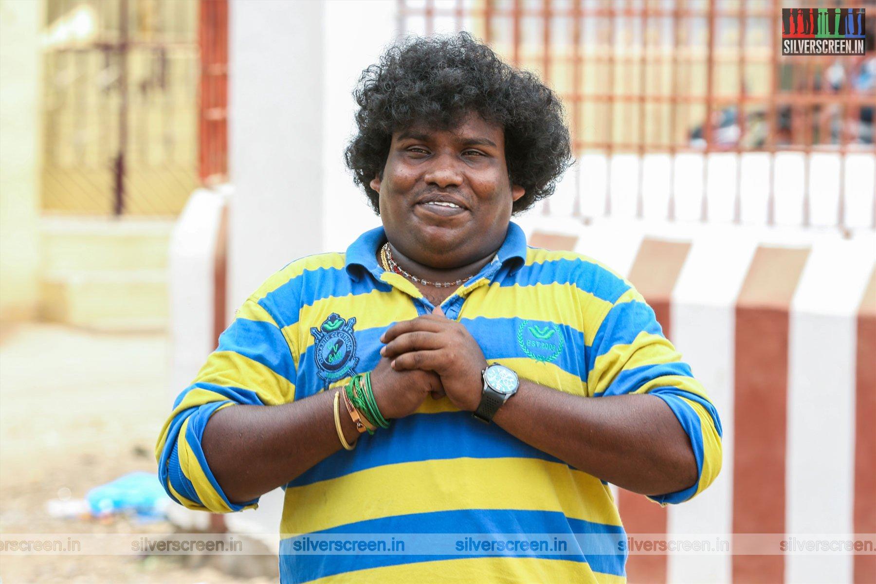 Yogi Babu Wallpapers Top Free Yogi Babu Backgrounds Wallpaperaccess