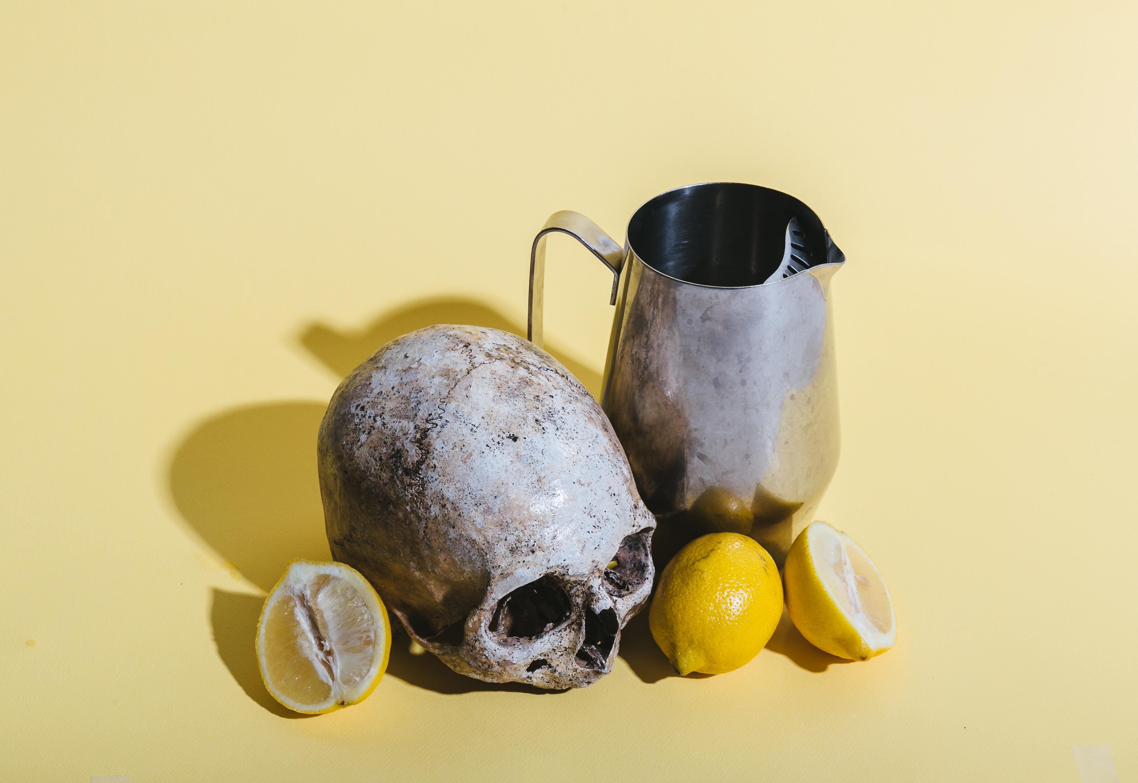 3974x2736 3974x2736 #hd wallpaper, #background, #texture, #Creative Commons image, #drink, #still life, #art, #lemon, #beverage, #yellow, #shadow, #muerte, #set design, #jug, #skull, #jar, #fruit, #tétrico, #metal, #art direction, #studio. Mocah HD