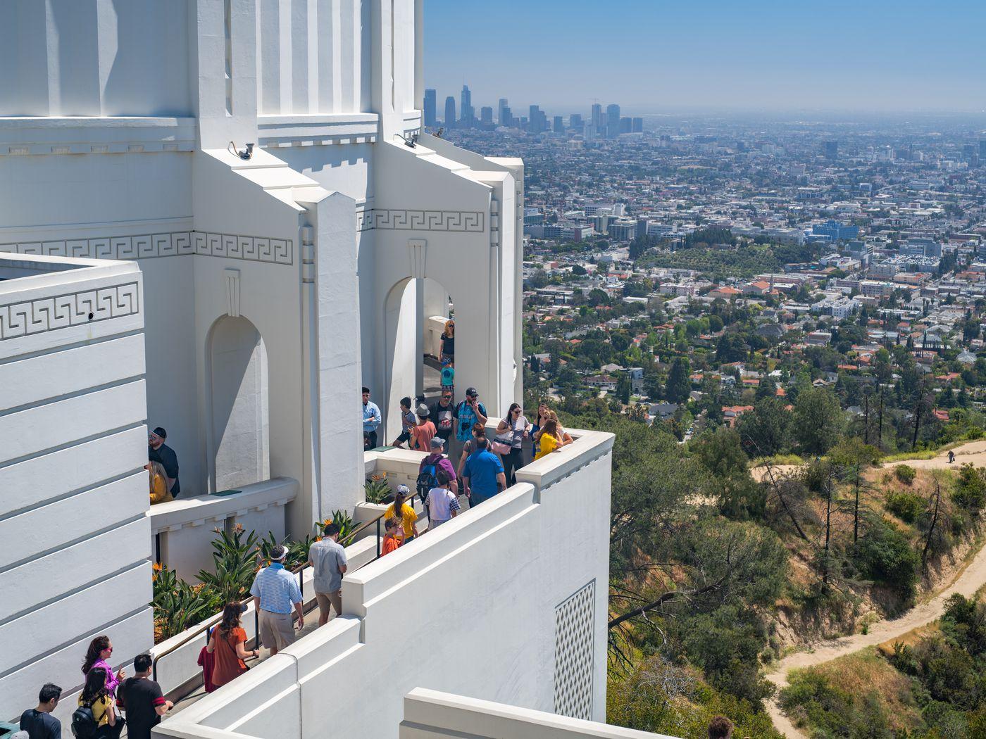 1400x1050 How to take the bus to Griffith Observatory