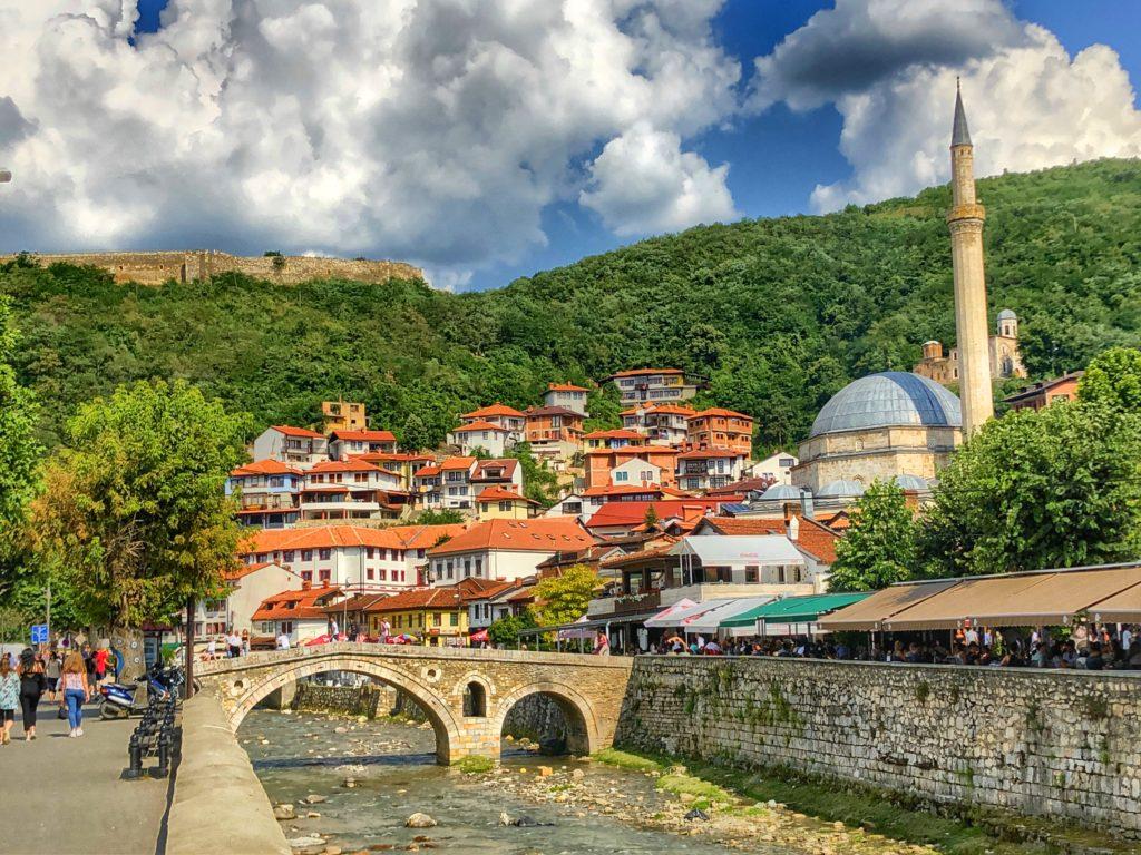 1024x768 Astonished Americans Do Newborn Kosovo