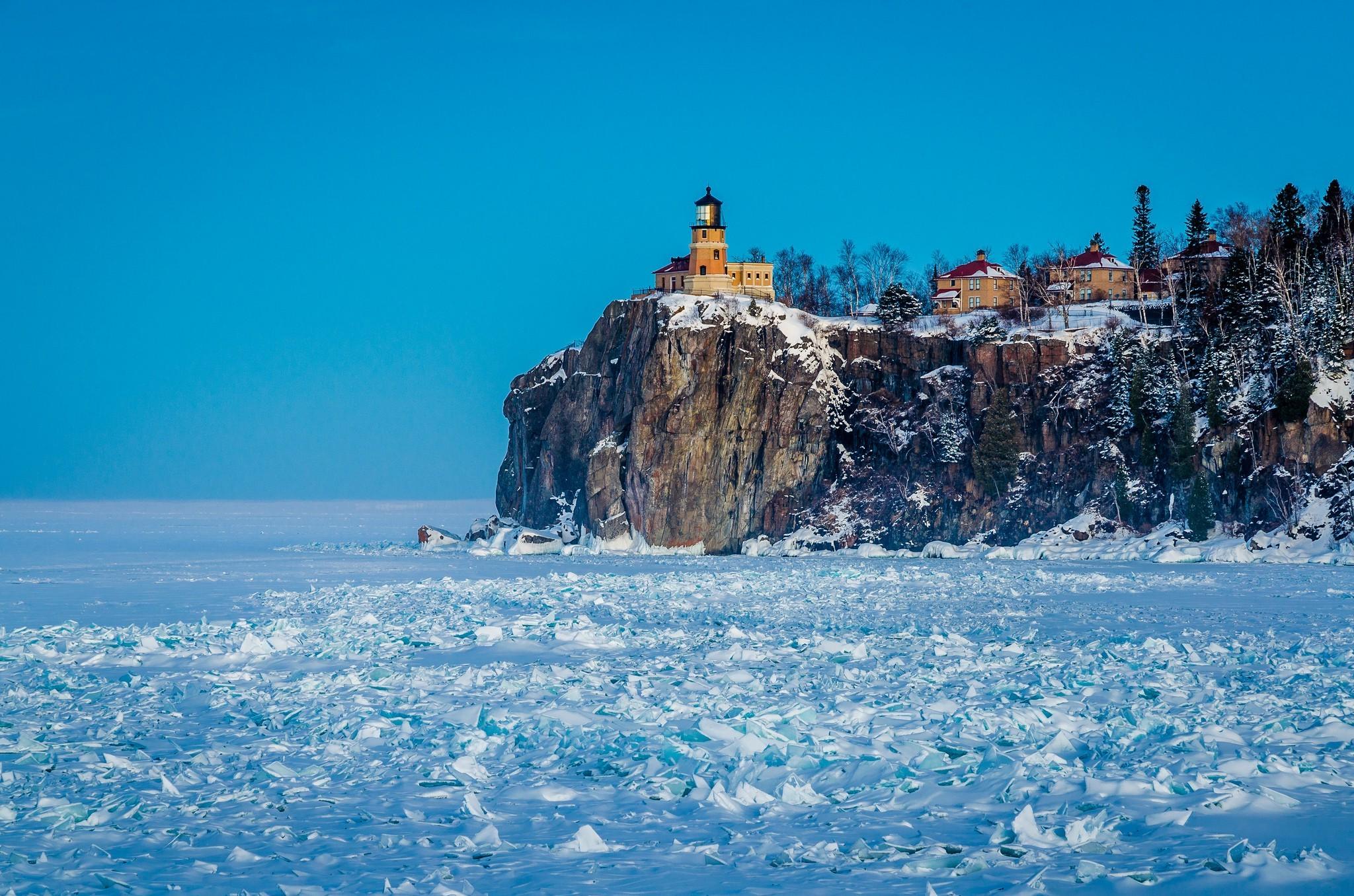 2048x1356 nature, Landscape, Trees, Cliff, Minnesota, USA, Ice, Snow, Lake, Lighthouse, House, Winter, Rock Wallpaper HD / Desktop and Mobile Background