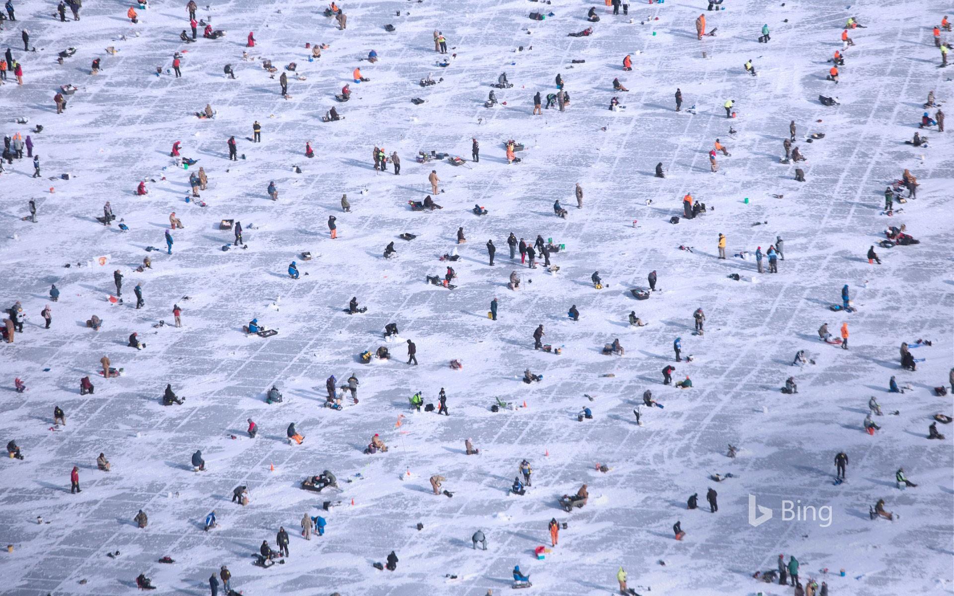 1920x1200 People ice fishing on Gull Lake in Brainerd, Minnesota
