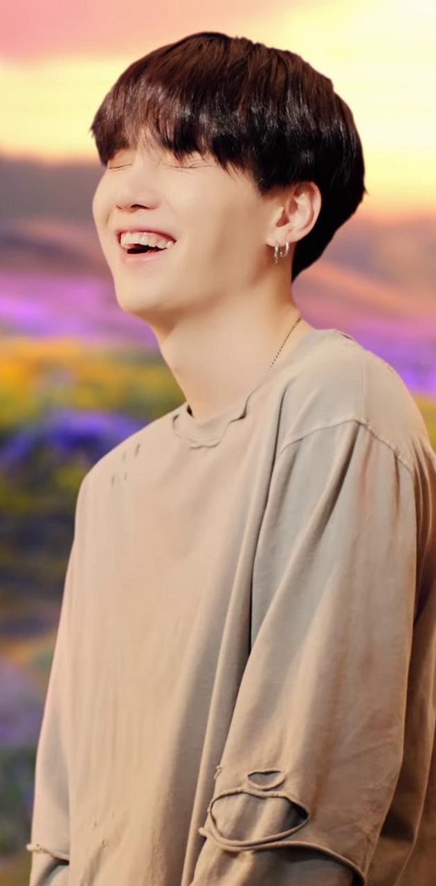 630x1280 BTS Gold wallpaper