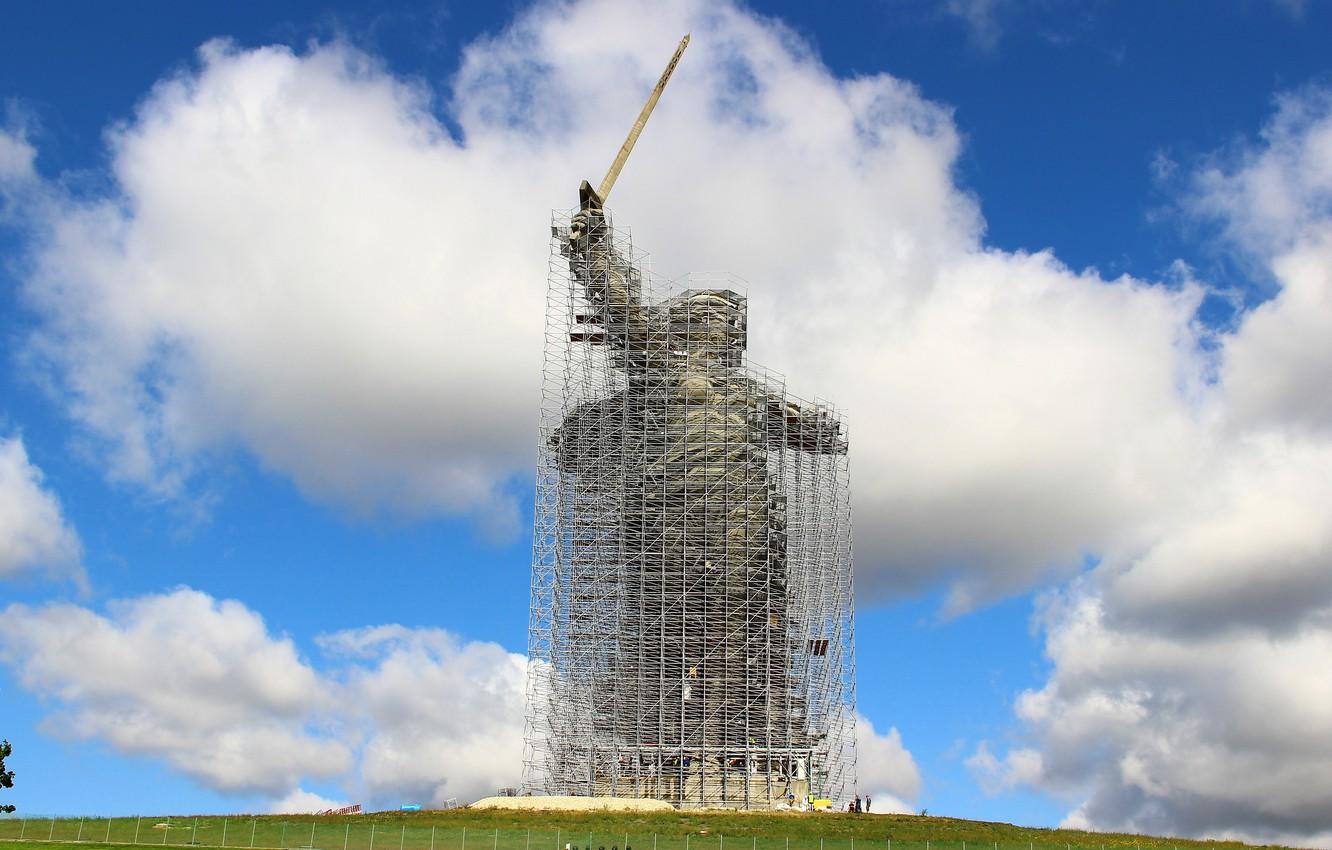 1332x850 Wallpaper Volgograd, Mamaev Kurgan, Scaffolding, Mamayev Kurgan, Reconstruction of the monument, The Motherland calls, The Motherland Calls image for desktop, section город