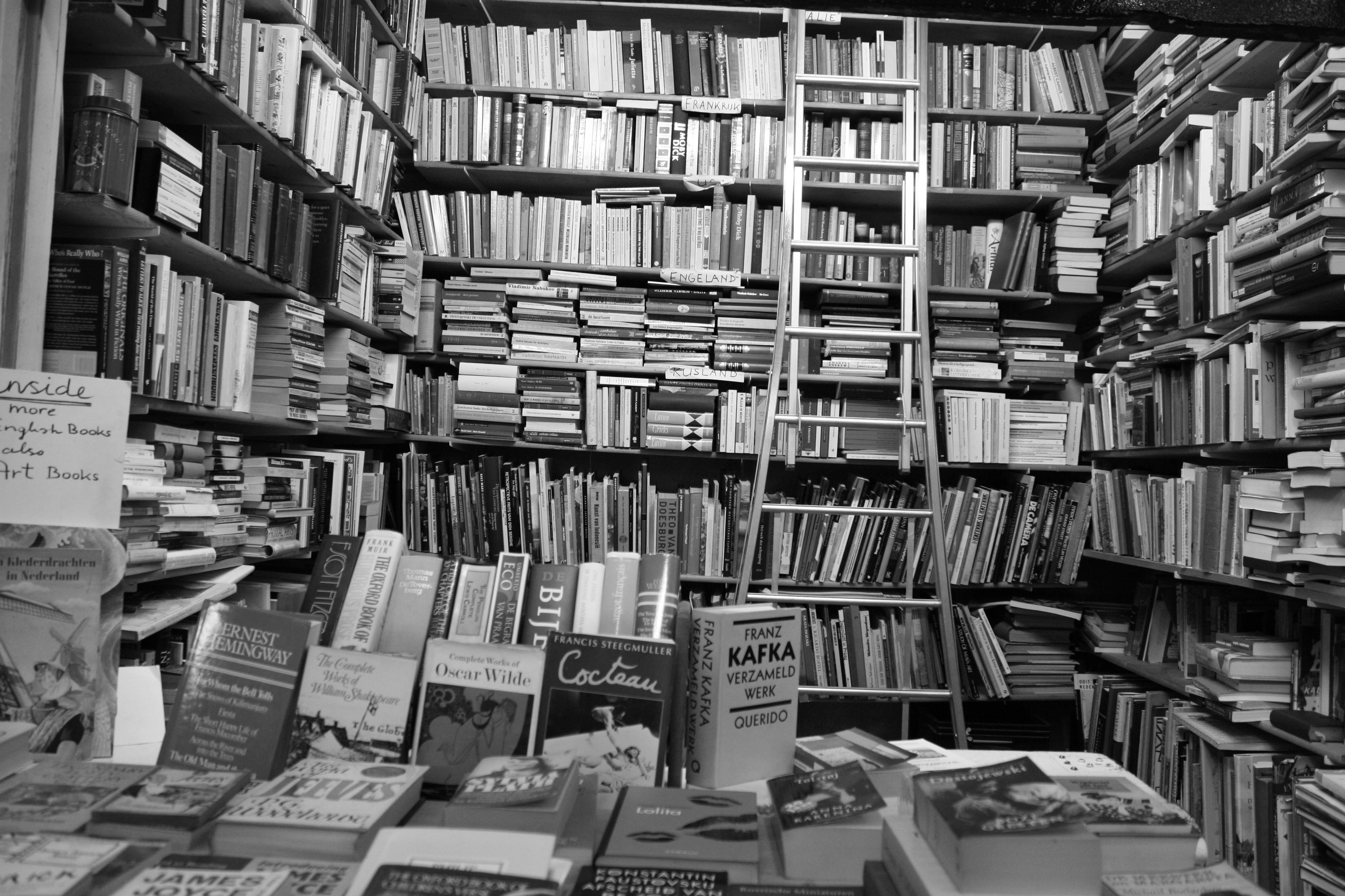 4272x2848 oscar wilde ernest hemingway monochrome books Wallpaper HD / Desktop and Mobile Background