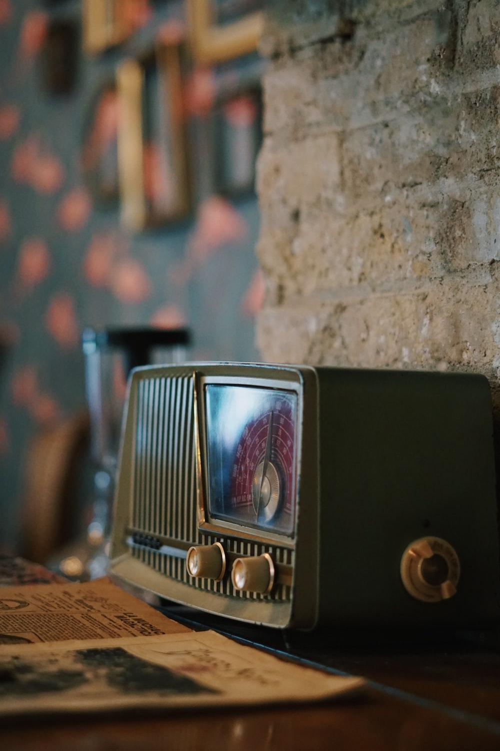 1000x1500 Vintage Radio Picture. Download Free Image