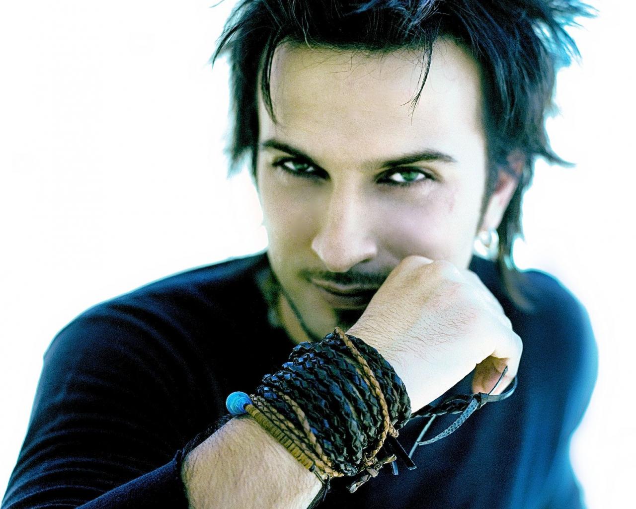 1280x1024 Free download tarkan wallpaper Google Search Tarkan in 2019 Singer [1576x1969] for your Desktop, Mobile & Tablet. Explore Tarkan Wallpaper