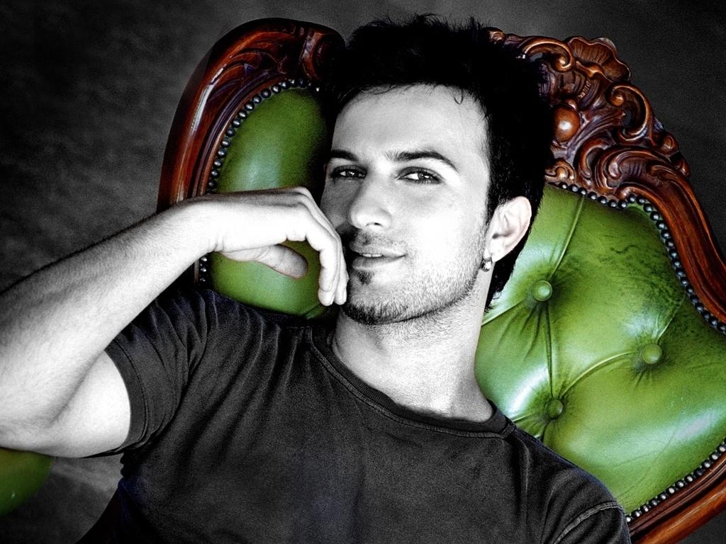 1024x768 Tarkan for phone and desktop