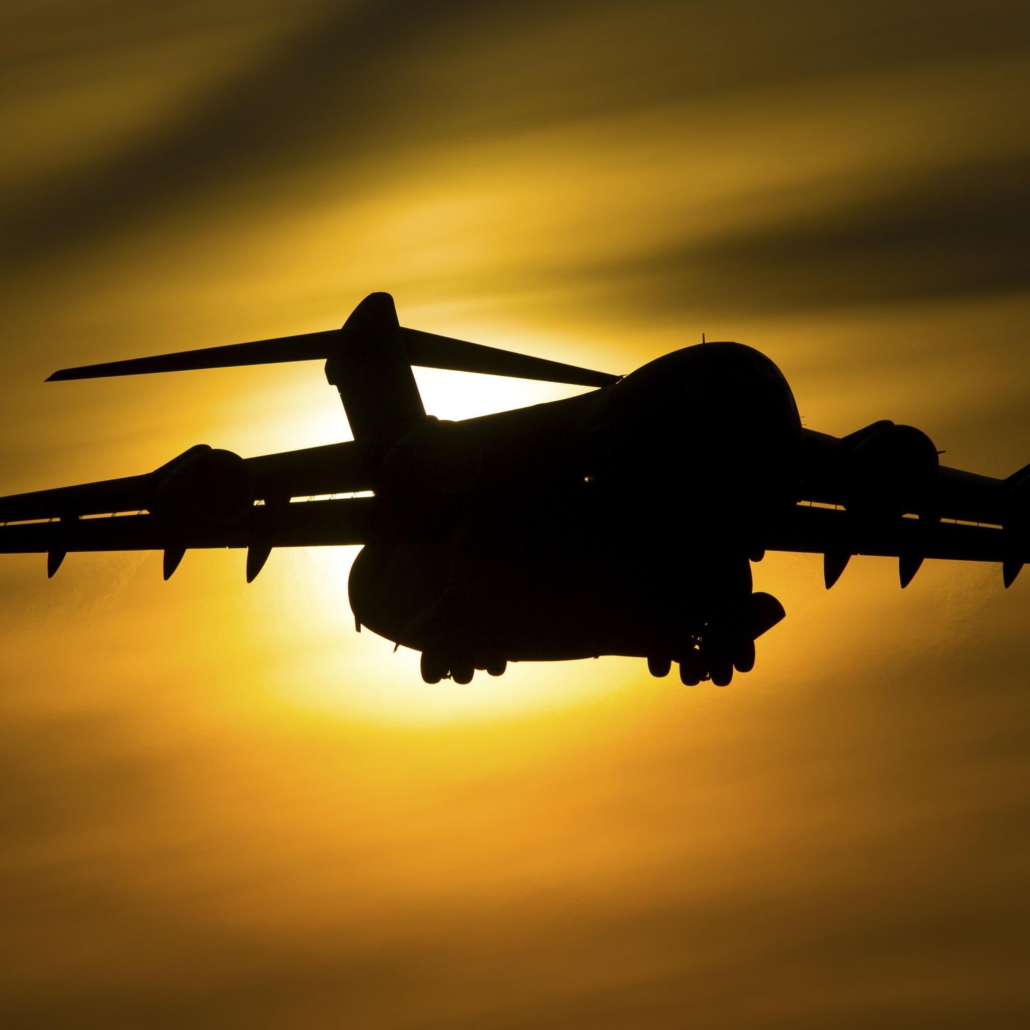 2048x2048 Wallpaper 4k Boeing C 17 Globemaster III Military transport aircraft 4K Wallpaper