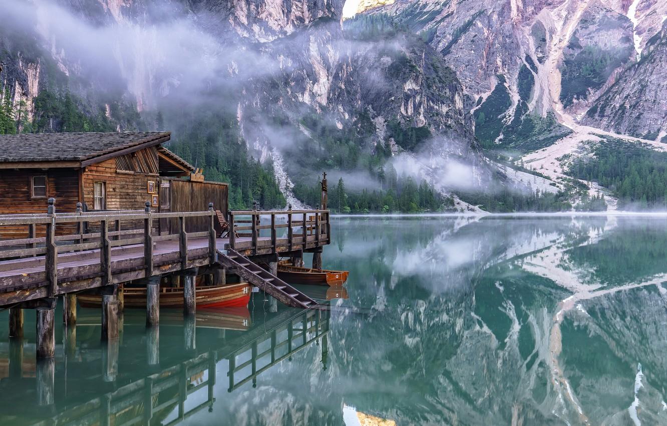 1332x850 Wallpaper mountains, lake, boat house image for desktop, section пейзажи
