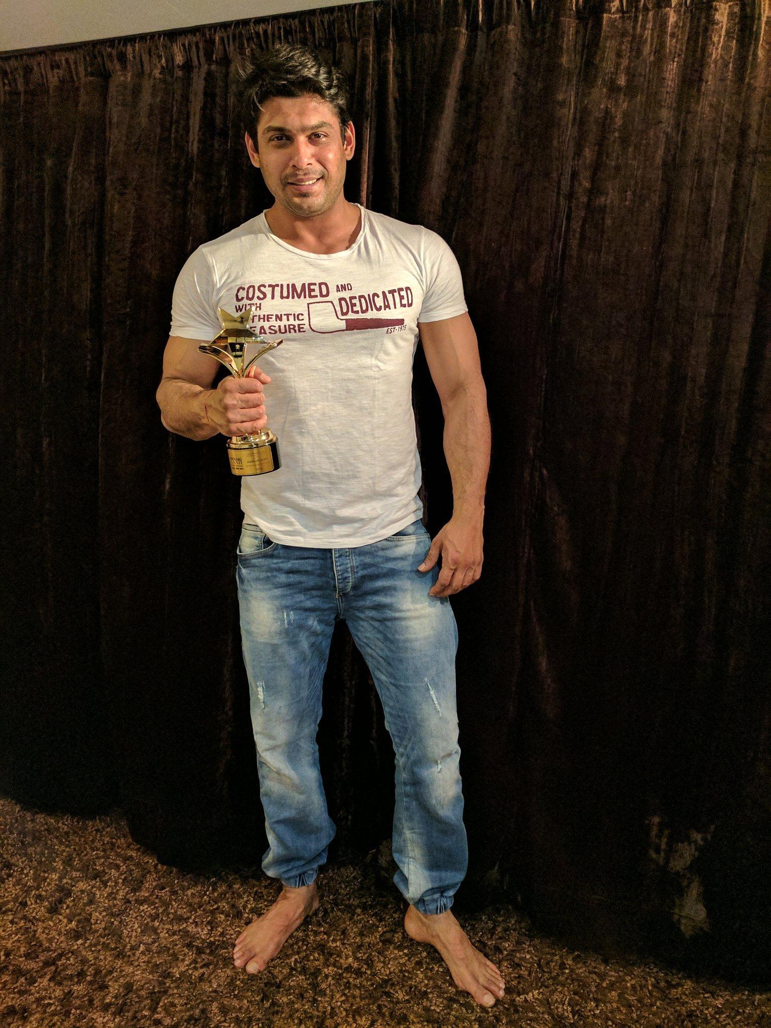1536x2048 Sidharth Shukla's Feet << wikiFeet Men