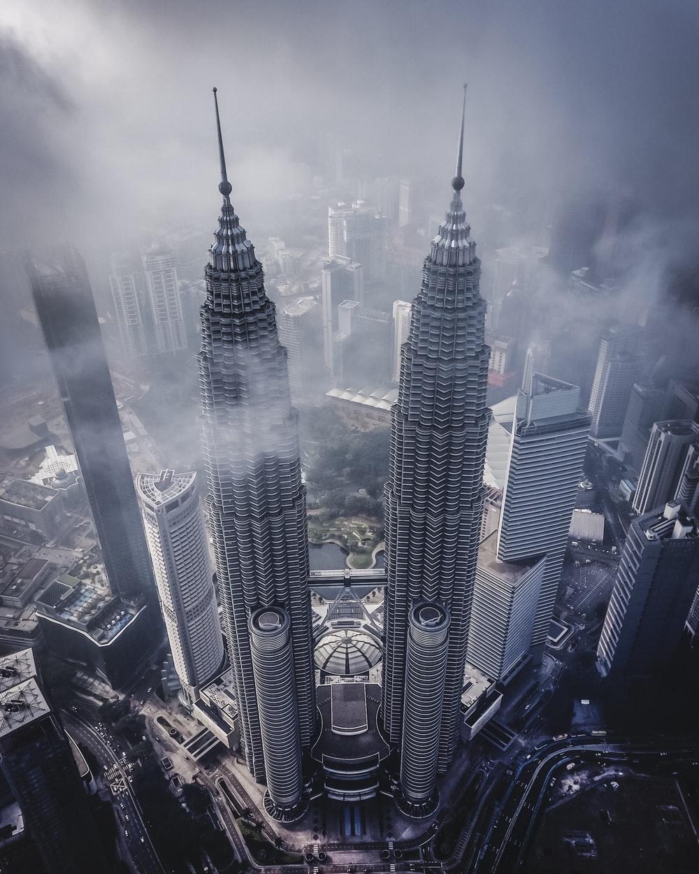1000x1250 Petronas Twin Towers, Kuala Lumpur, Malaysia Picture. Download Free Image