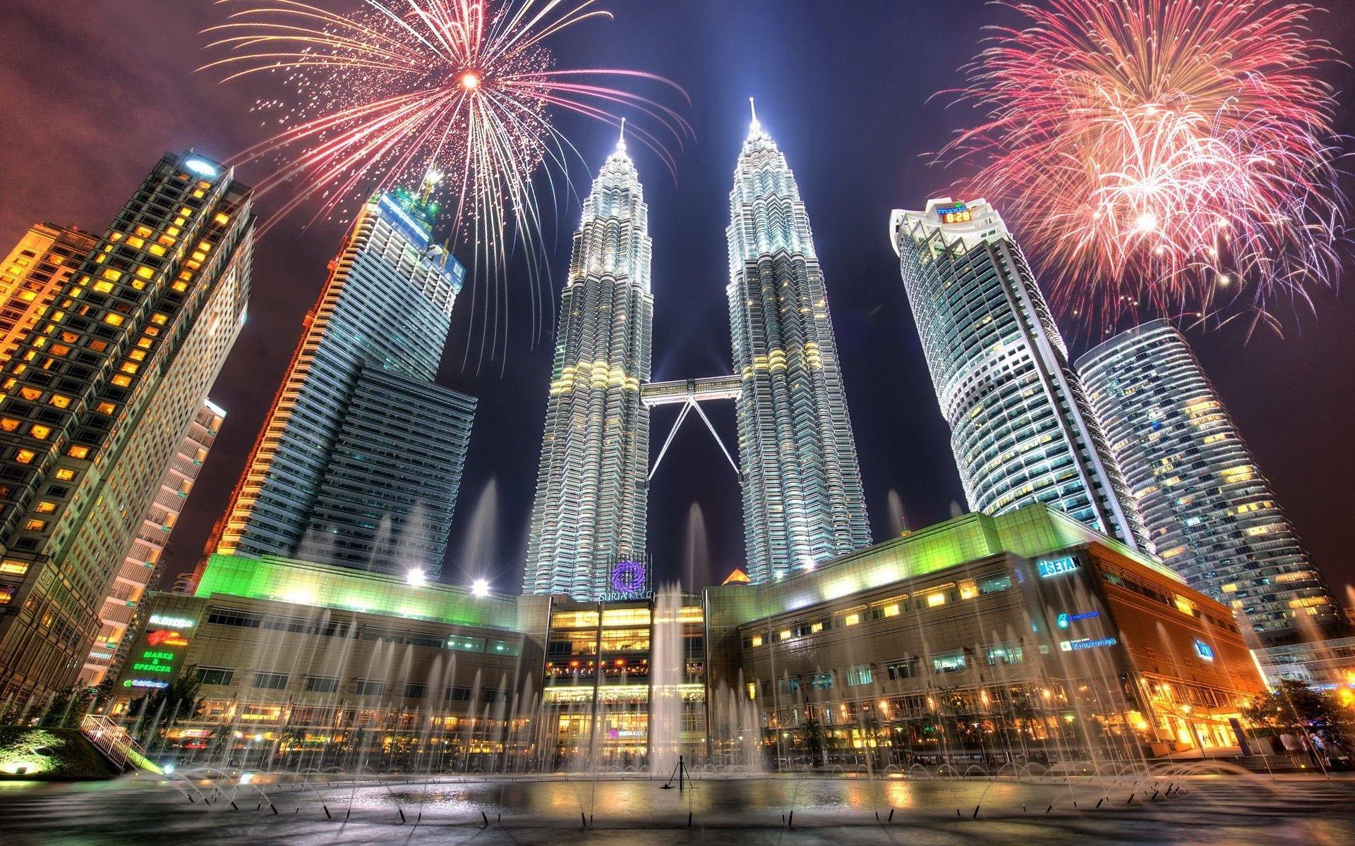 1920x1200 Petronas Towers Kuala Lumpur HD Wallpaper