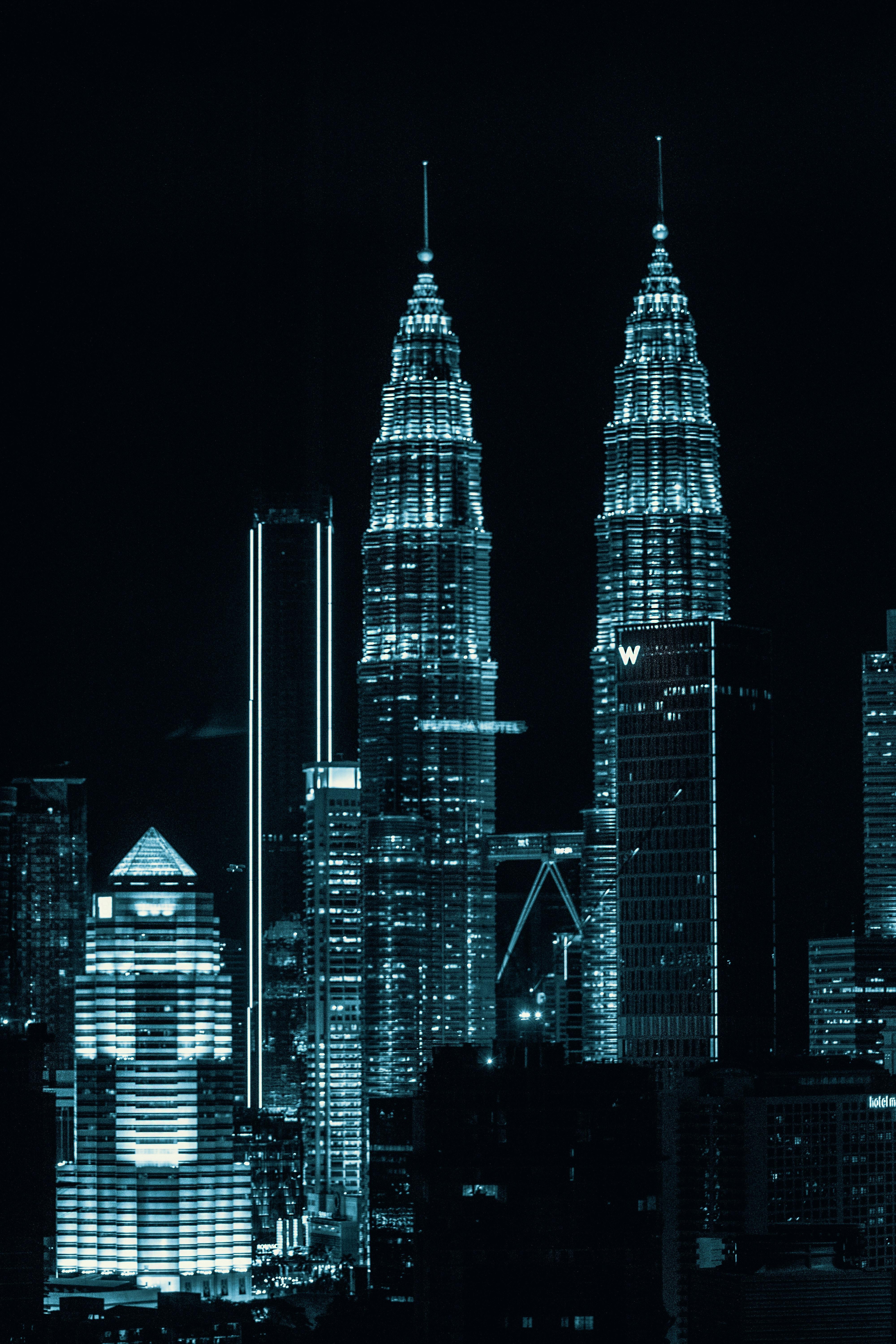4000x6000 Petronas Twin Tower, Malaysia · Free