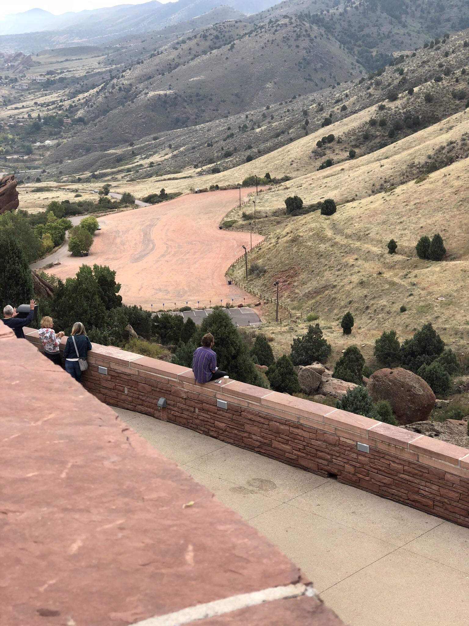 1536x2048 Talking to Ben at Red Rocks.: benhoward