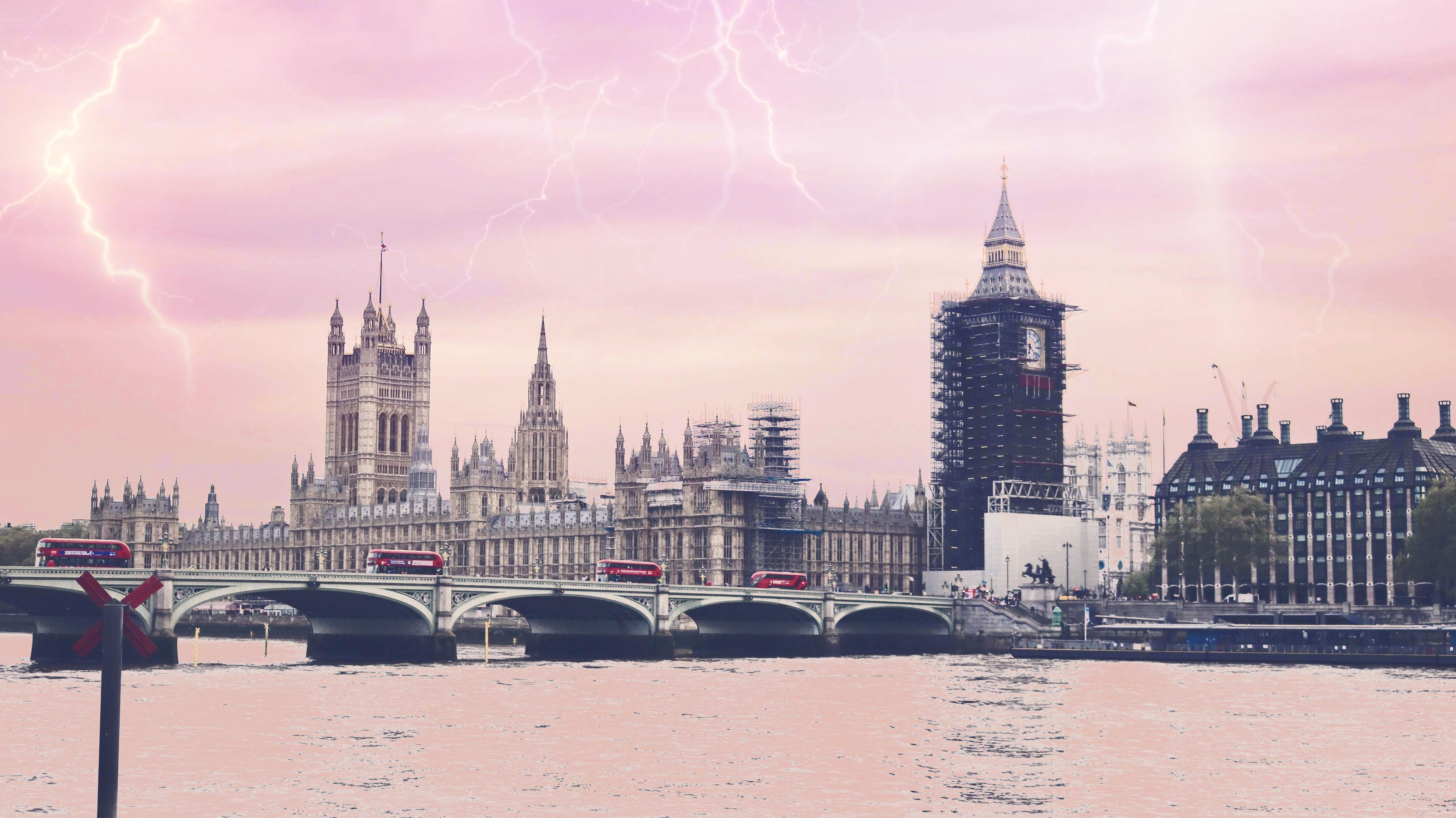 4070x2289 The end of the World in London!: pics