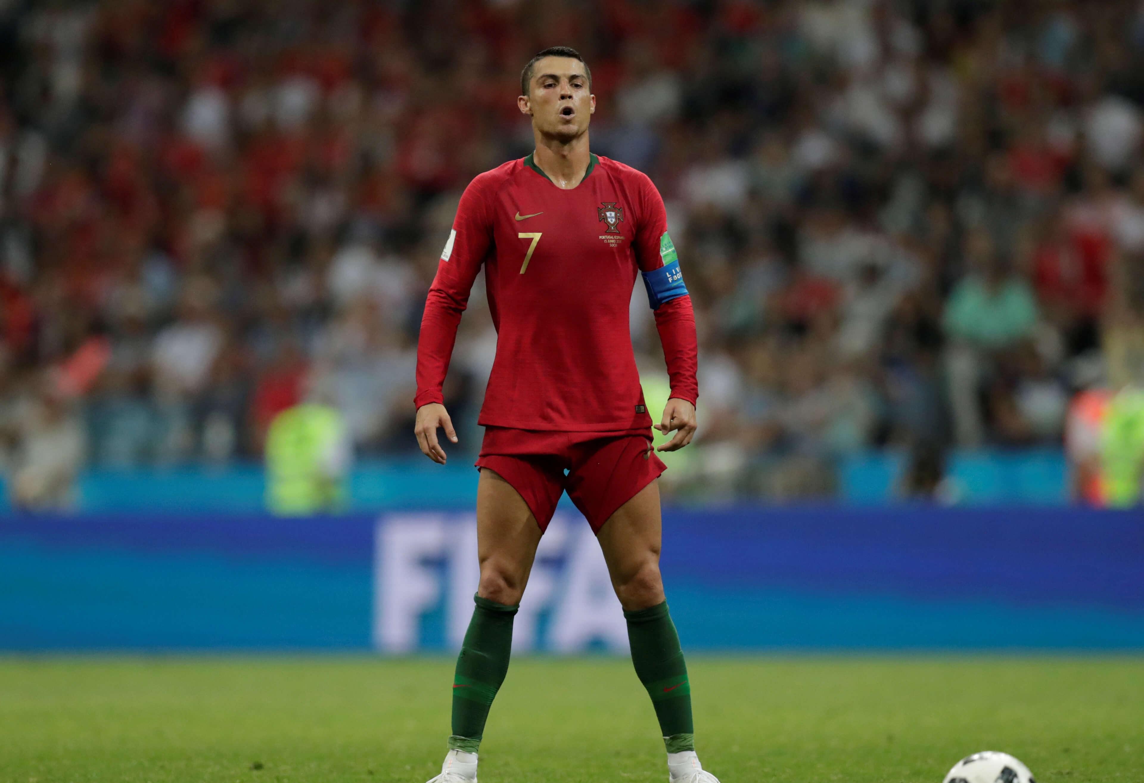 3840x2628 Cristiano Ronaldo Fifa World Cup 2018 HD Photo World Cup Free Kick Vs Spain