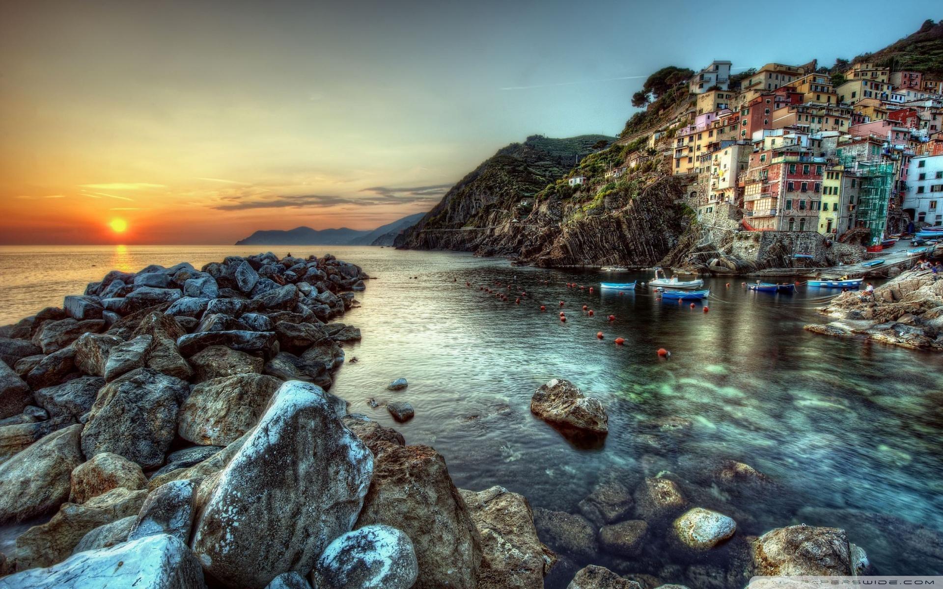1920x1200 Coastal City wallpaperx1200