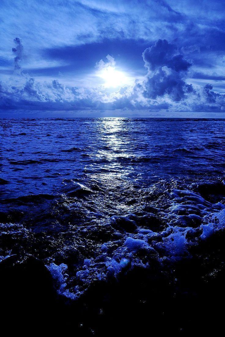 736x1104 AwesomeViews #blue #outerbanksblue #exploremore #sharetravelpics #beautiful. Royal blue wallpaper, Blue ocean, Blue wallpaper iphone