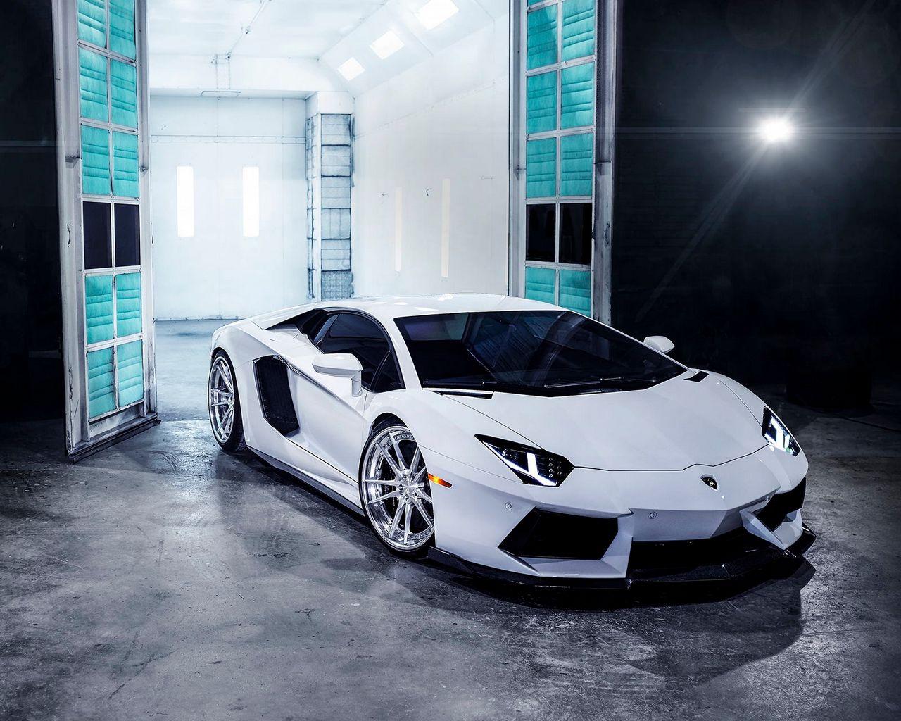 1280x1024 Download wallpaper 1280x1024 lamborghini, aventador, white, front view standard 5:4 HD background
