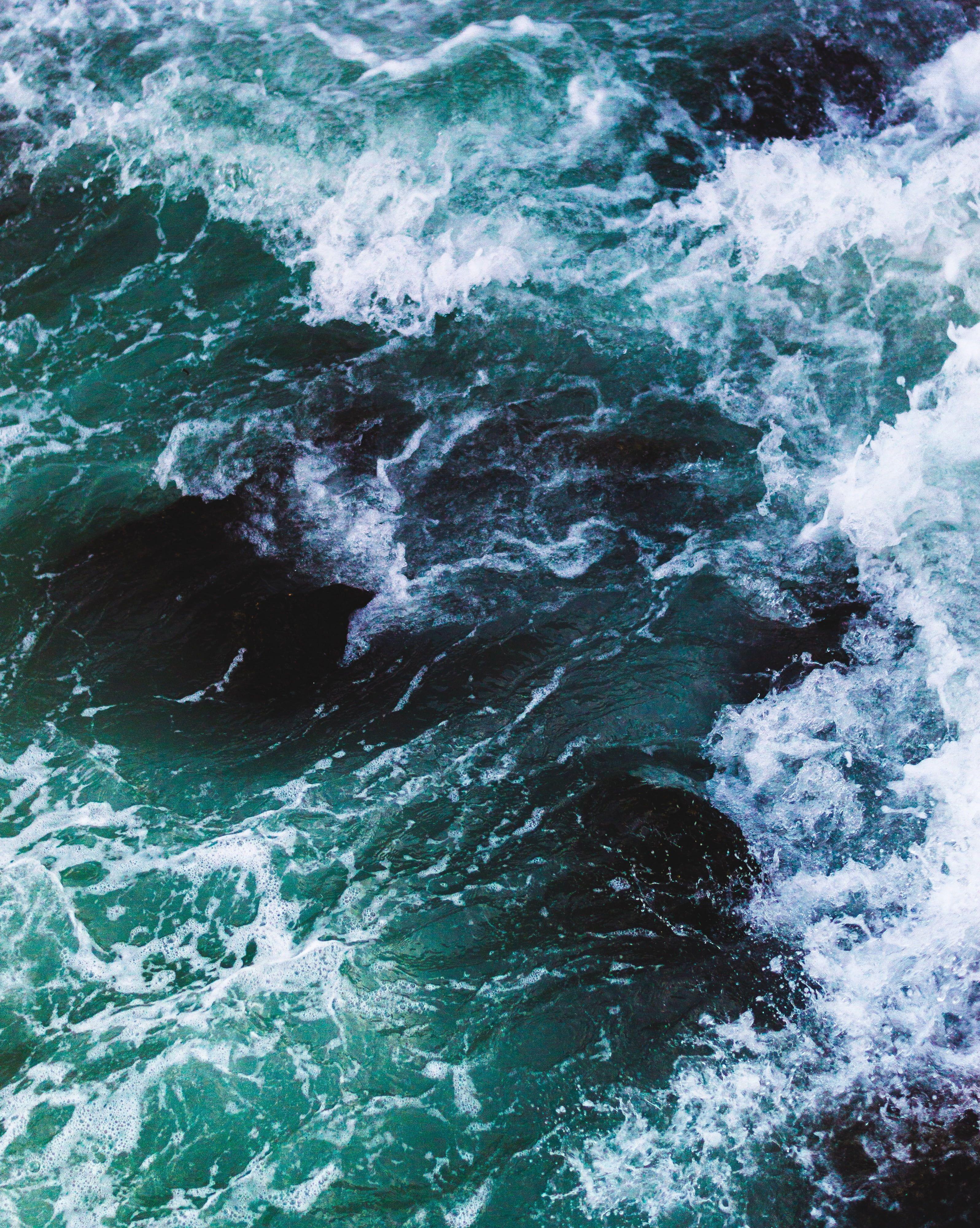 3193x4000 Ocean Waves Wallpaper