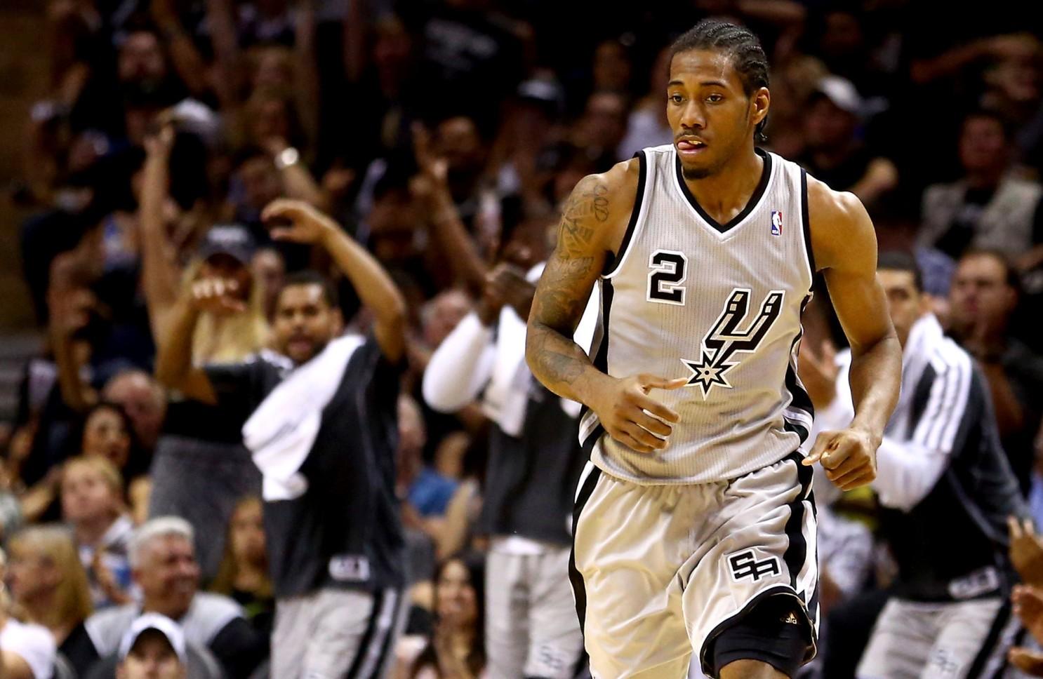 1486x968 Those looking the other way miss a lot with Spurs' Kawhi Leonard Angeles Times