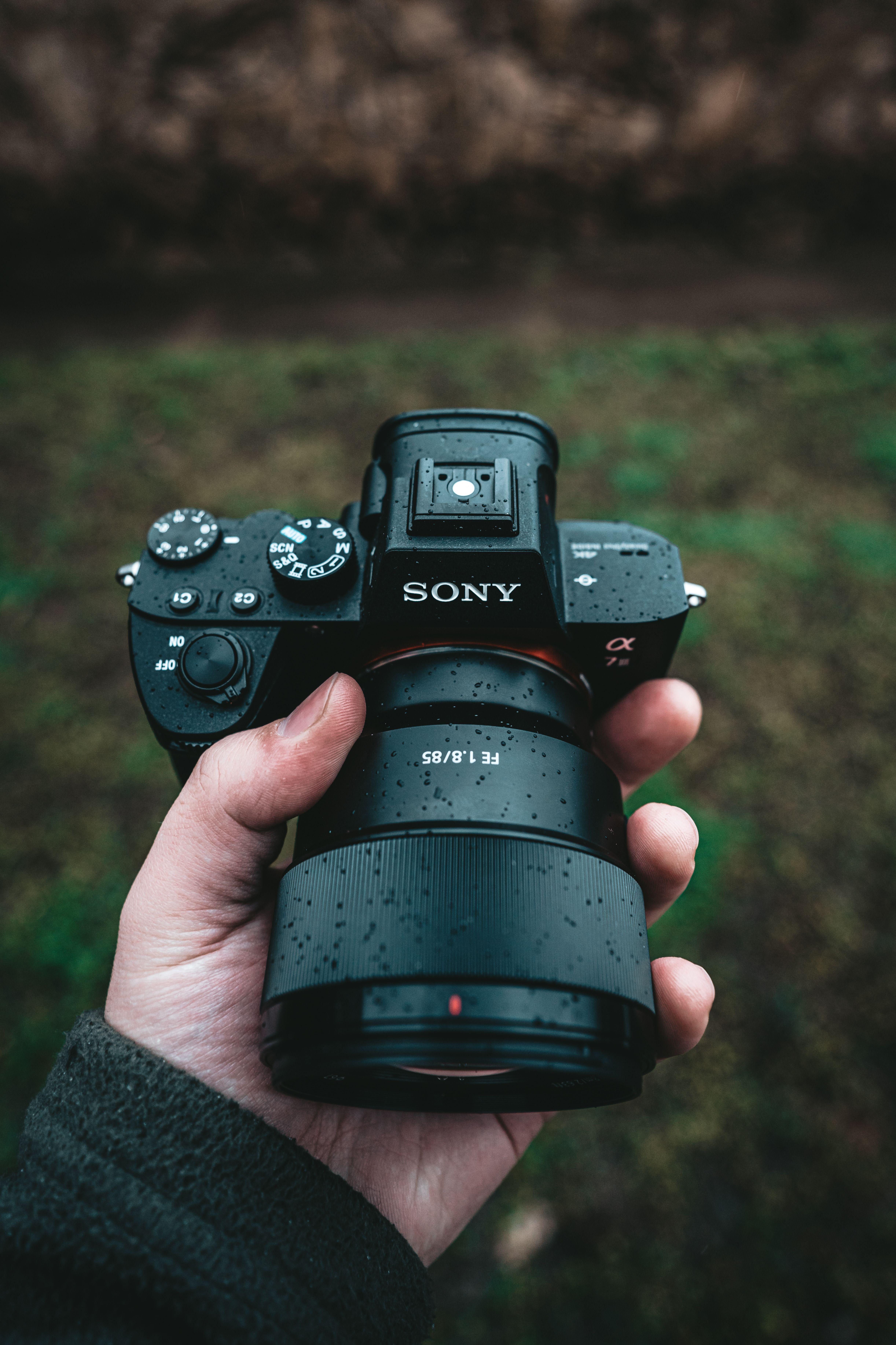 4888x7337 Sony a7III with the Sony 85mm 1.8. Photographer camera, Best camera, Camera wallpaper