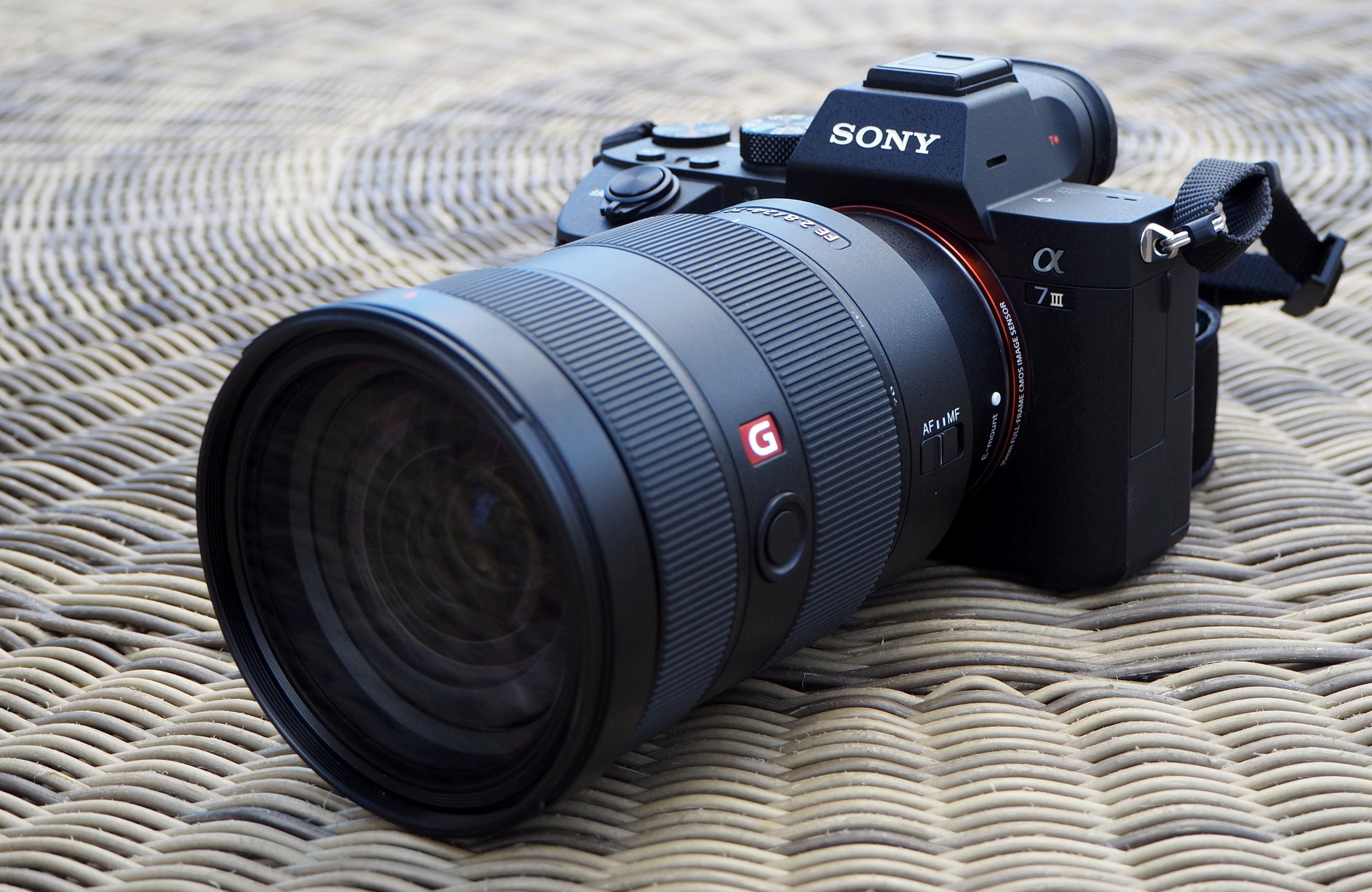 3000x1951 Sony Alpha A7 Mark III Announced