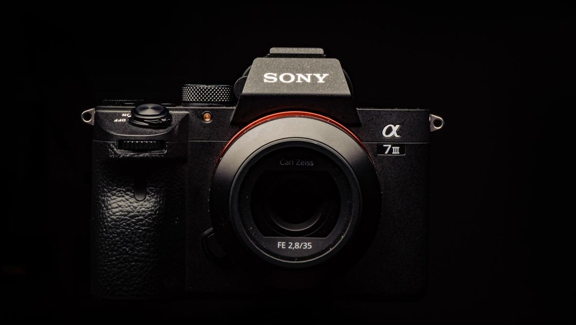 1185x670 Seven Reasons Why the Sony a7 III Is the Best Wedding Photography Camera You Can Buy