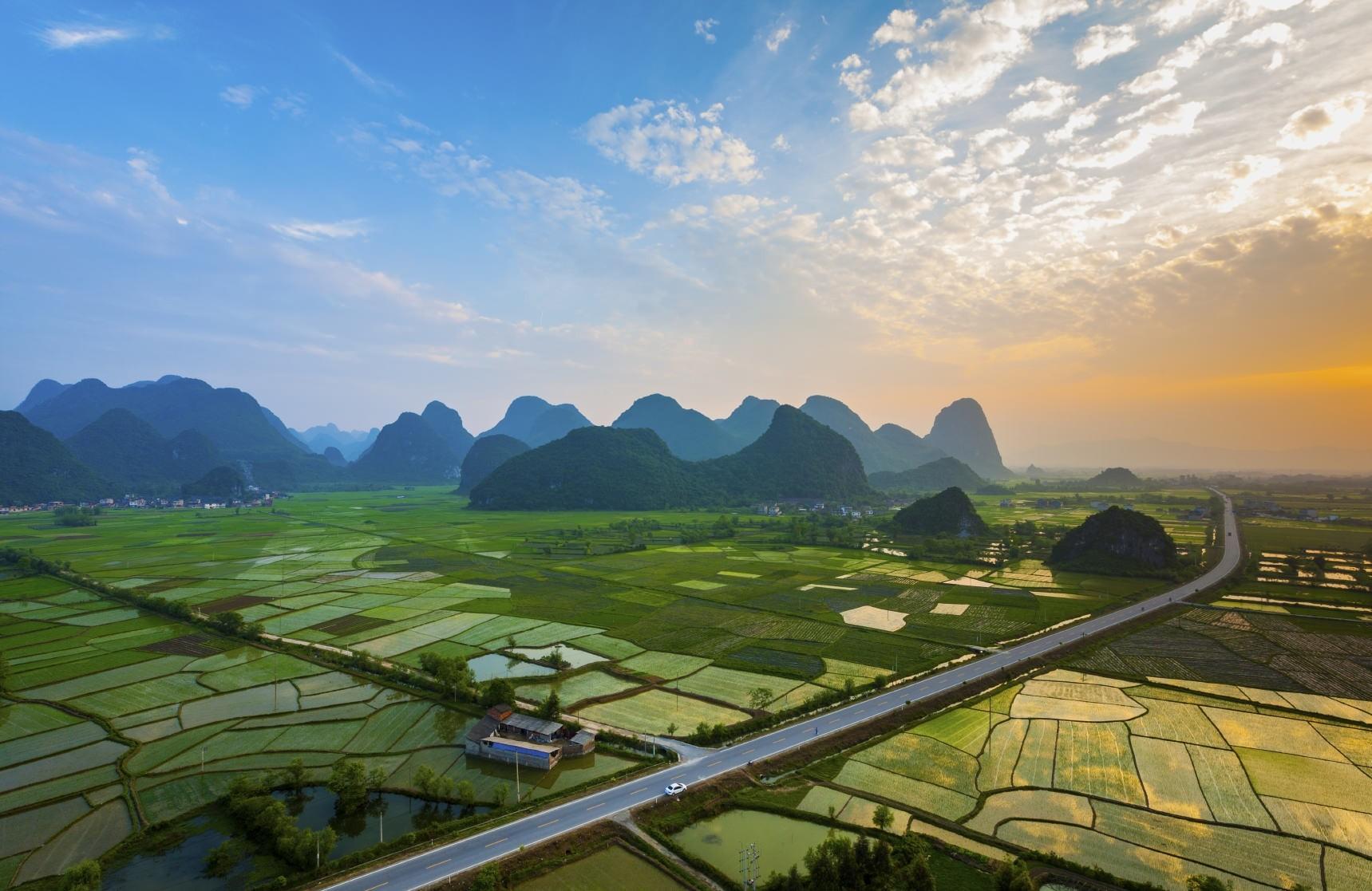 1719x1117 #China, #village, #sunset, #mountains, #clouds, #rice paddy, #nature, #landscape, #road, #photography, #Guilin, #field, wallpaper. Mocah HD Wallpaper